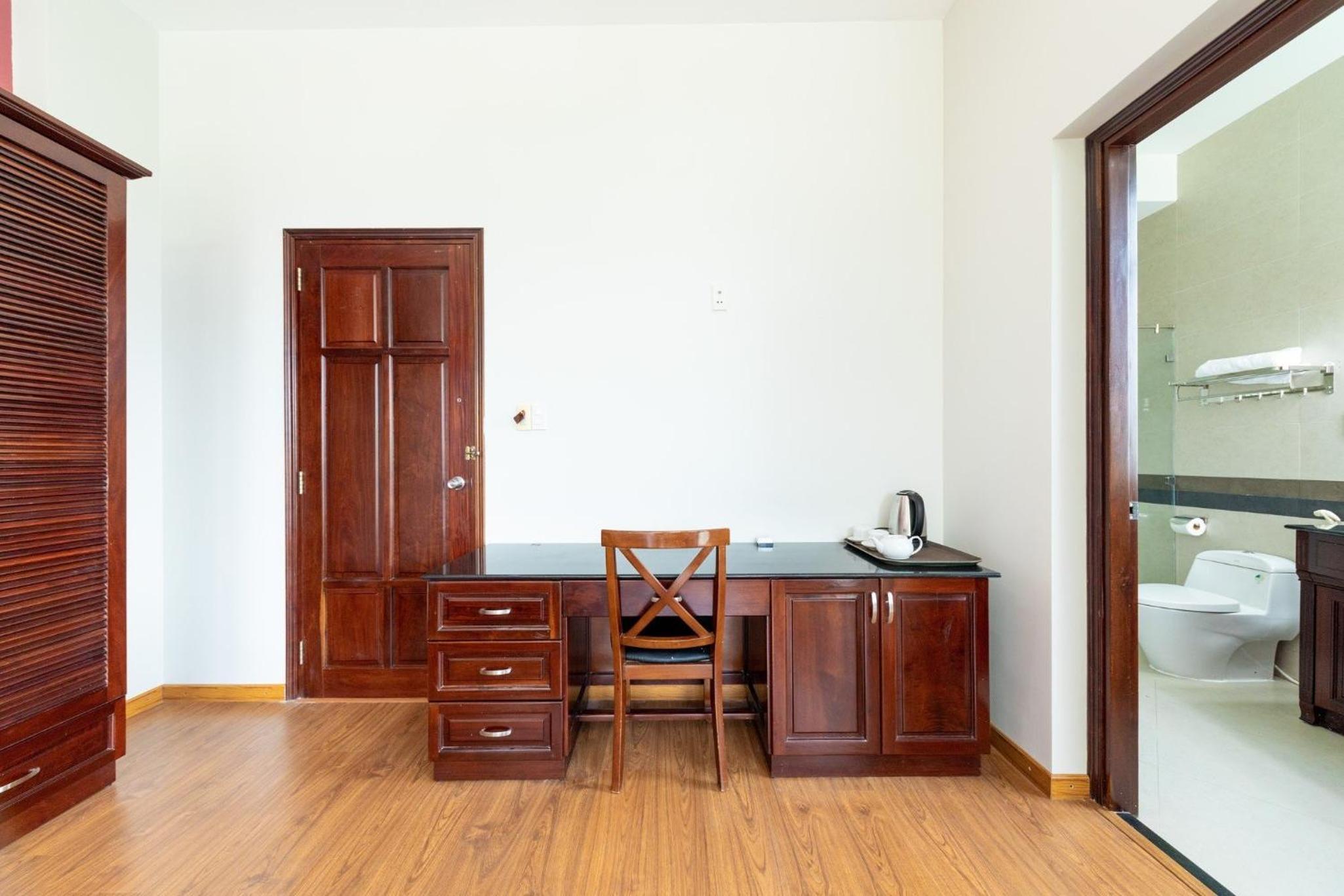 Deluxe Double Or Twin Room With Garden View