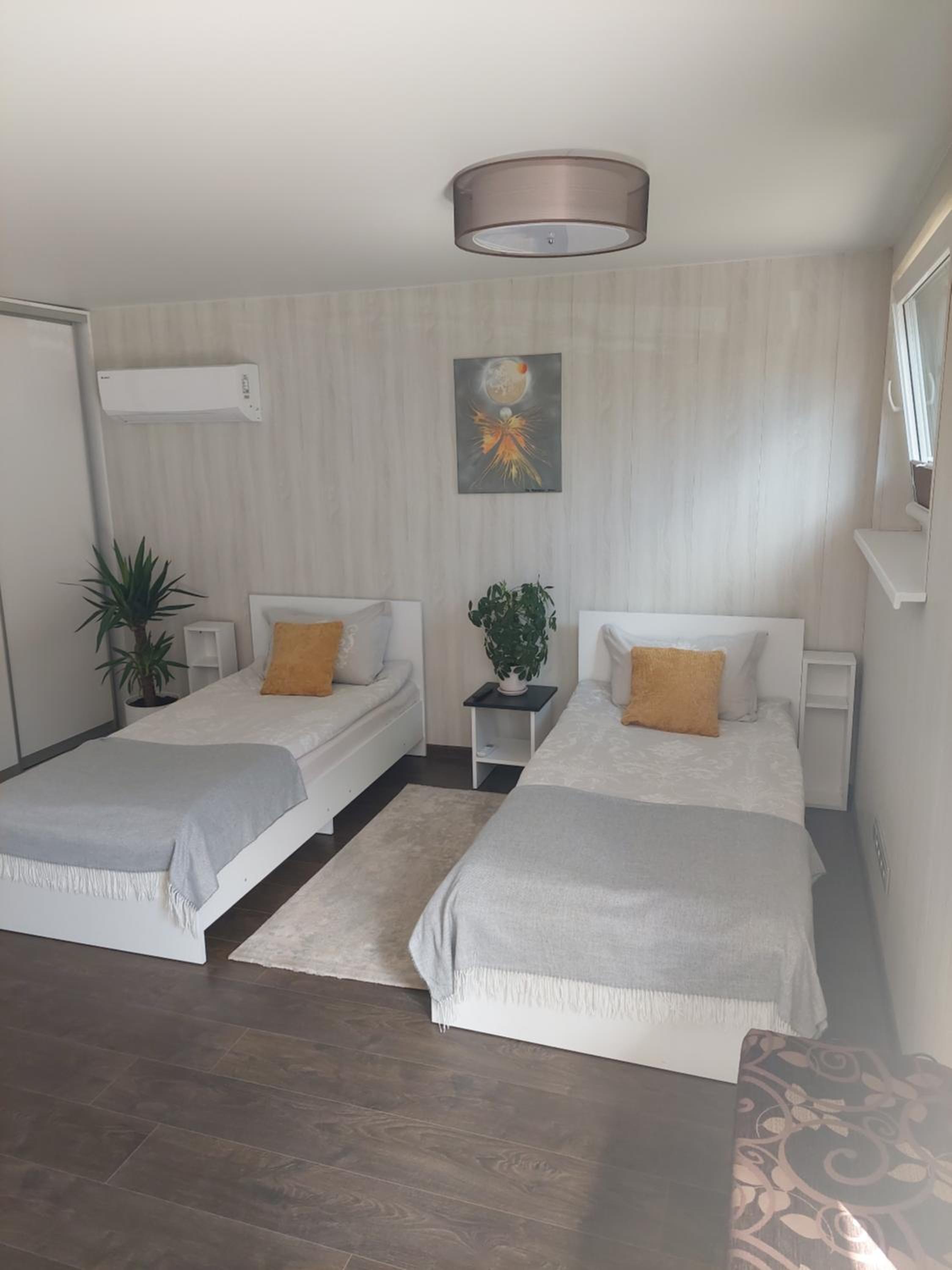 Triple Room with Shower - Photo 1