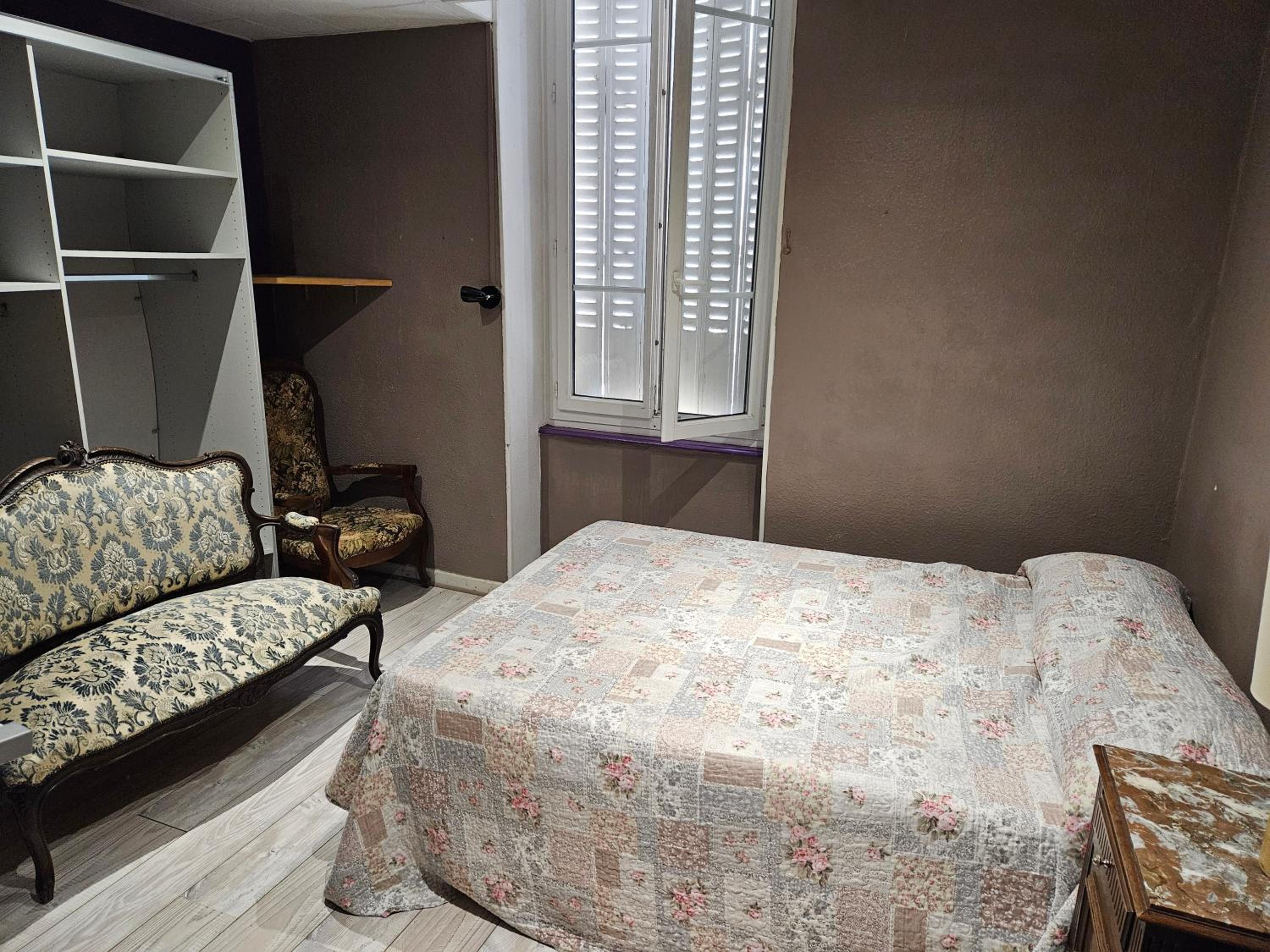 Standard Double Room - Photo 2