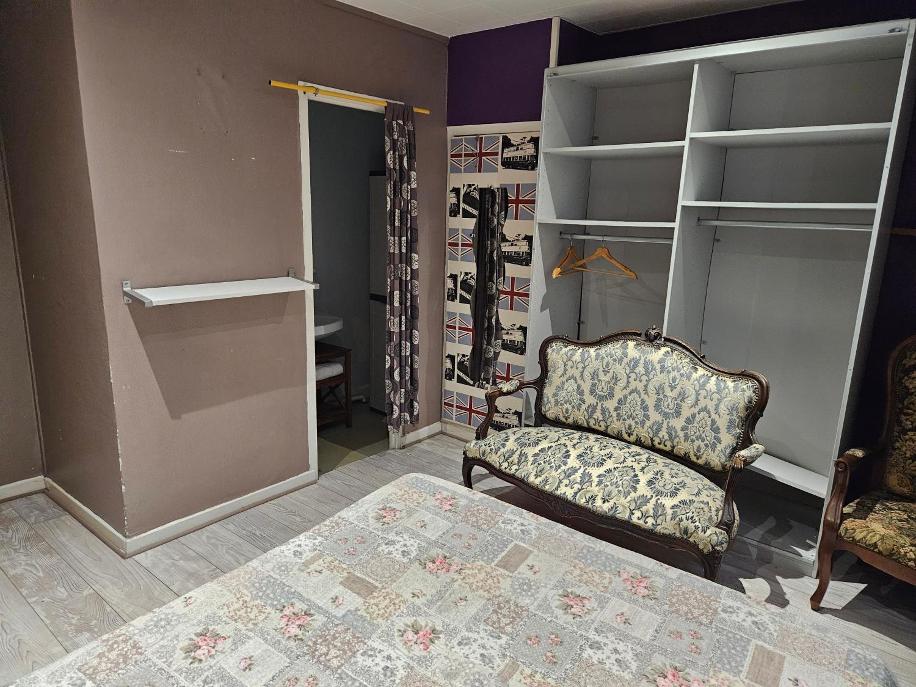 Apartment - Photo 3