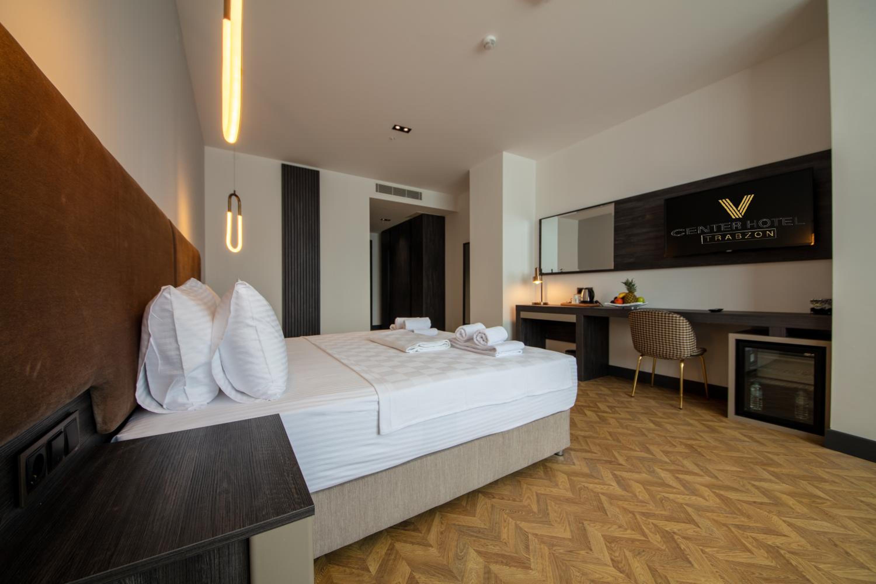 Deluxe Room - Photo 2