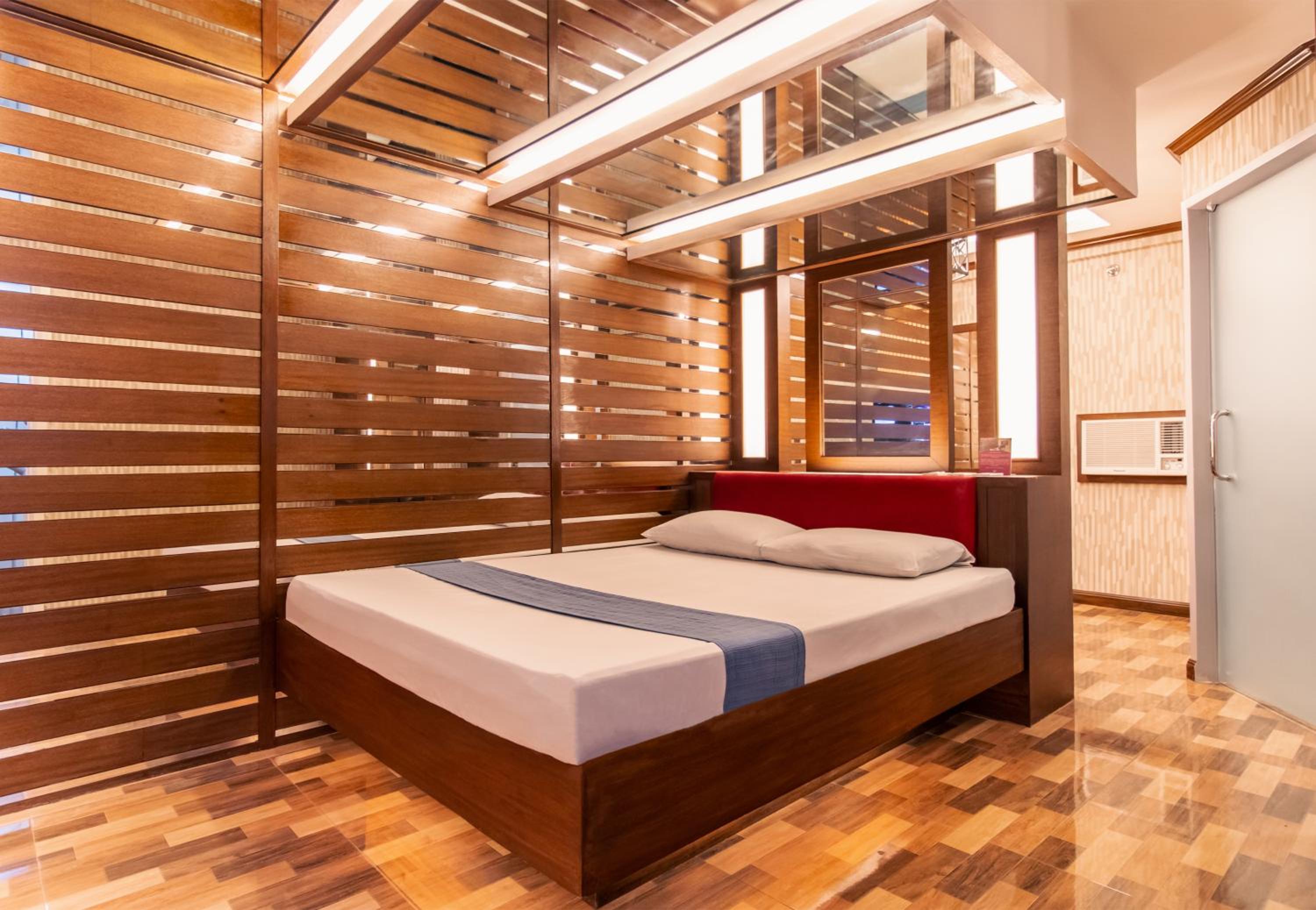 Standard Room (No Garage) - Photo 7