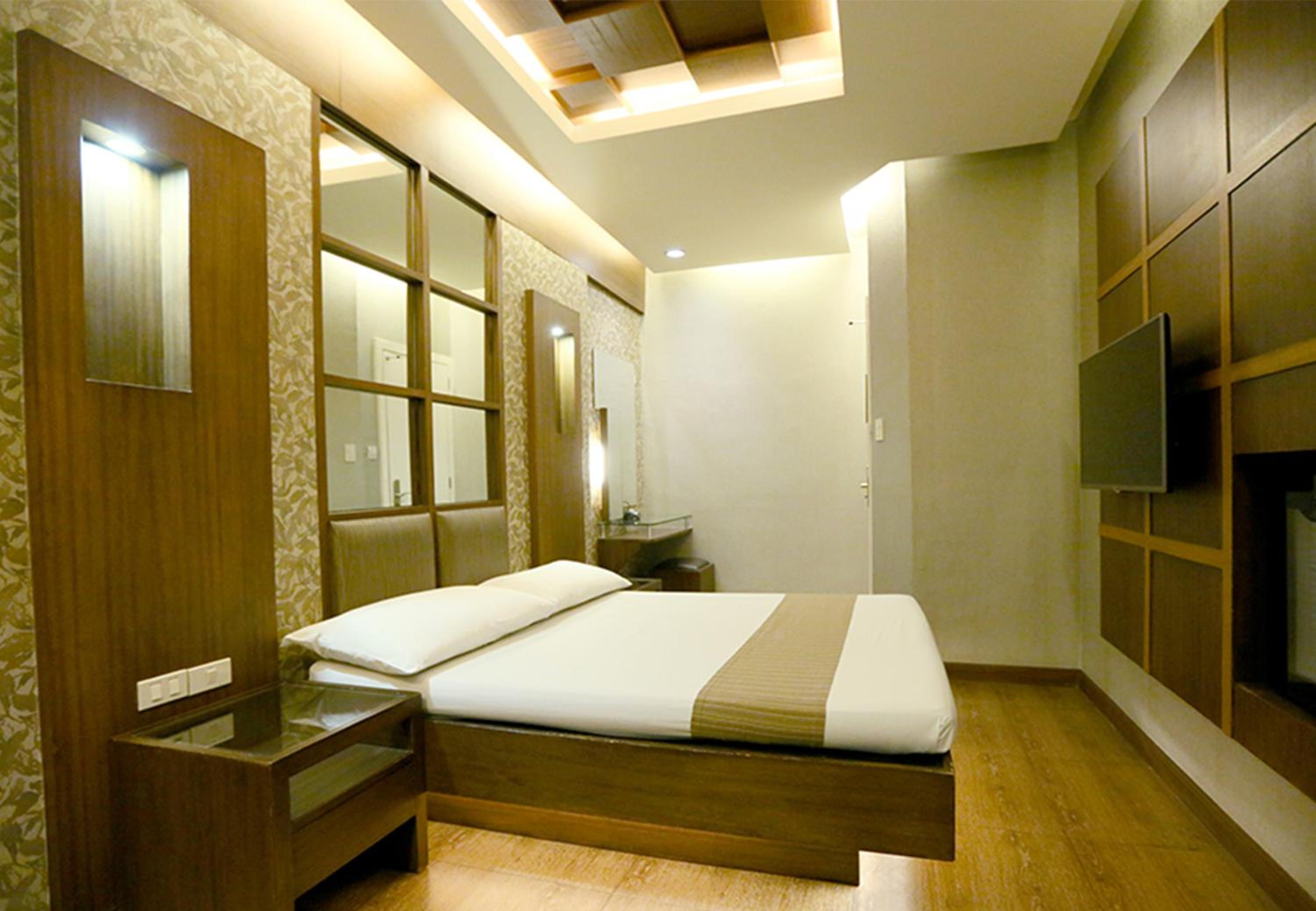 Deluxe Room - Photo 4