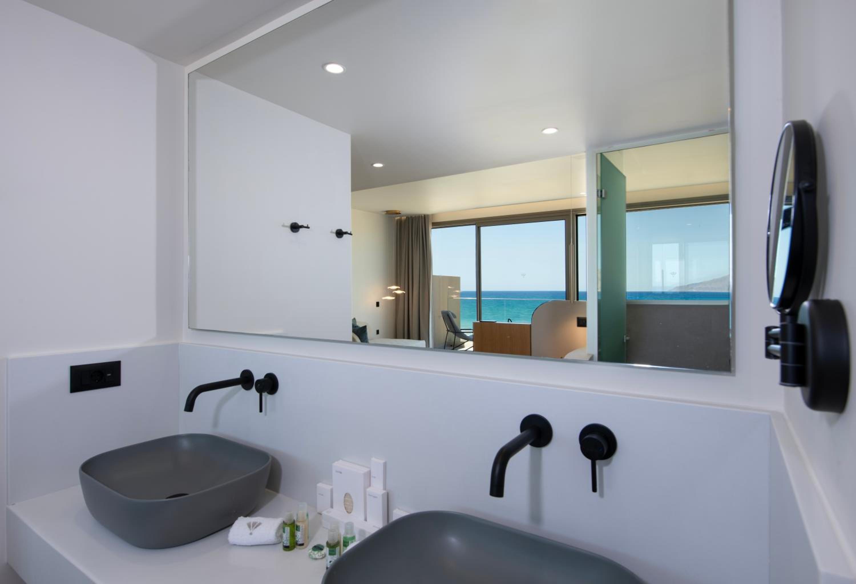 Sky Junior Suite Sea View photo 3