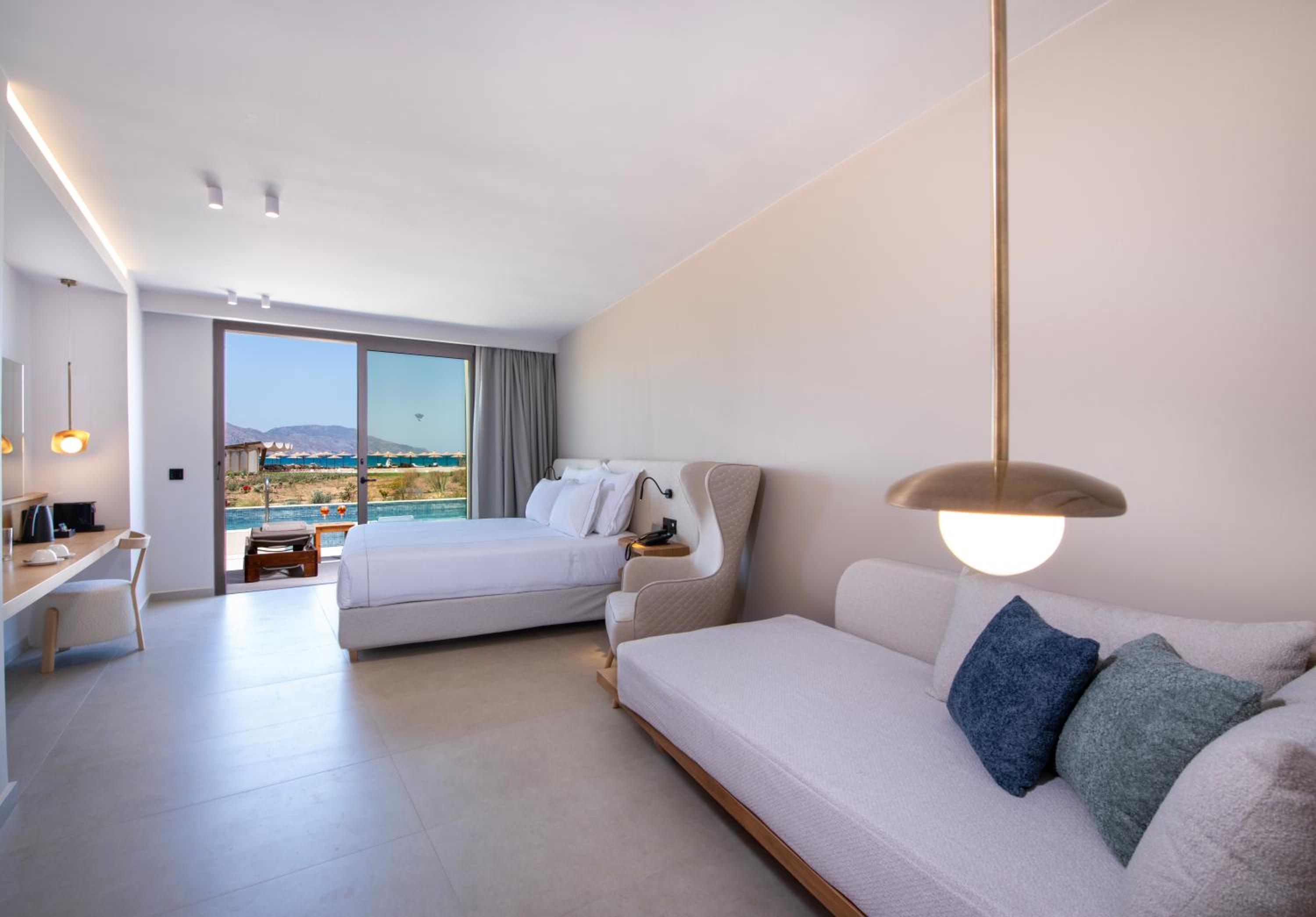 Premium Double Swim Up Sea View (DPP)