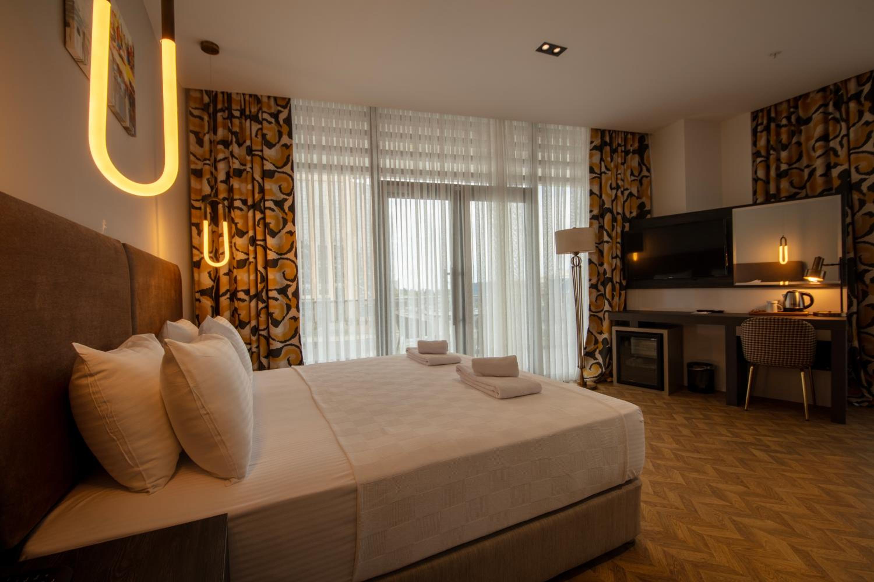Suite with Terrace - Photo 5