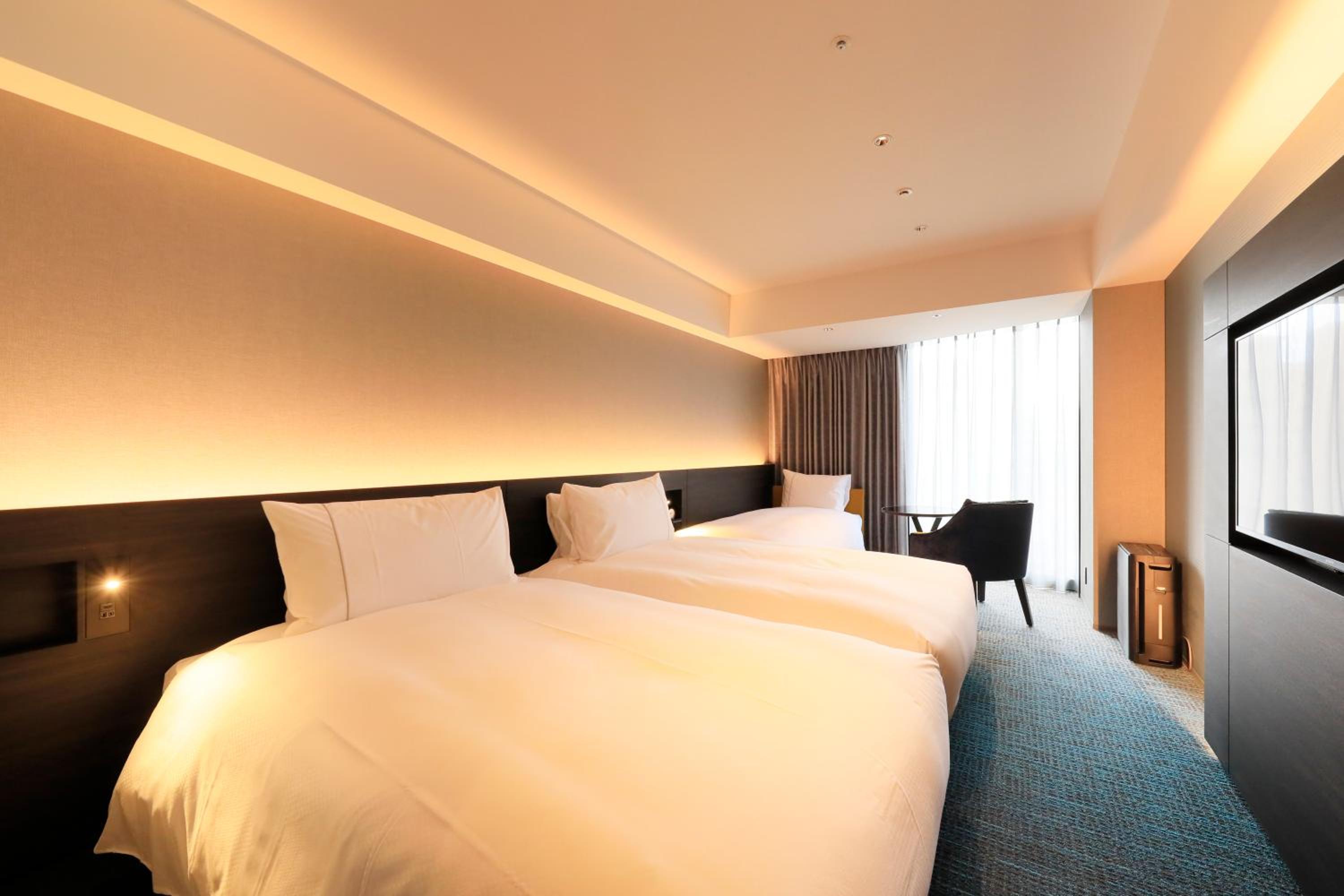 Moderate Twin Room with Sofa Bed - Non-Smoking ( 3 adult ) - Photo 1