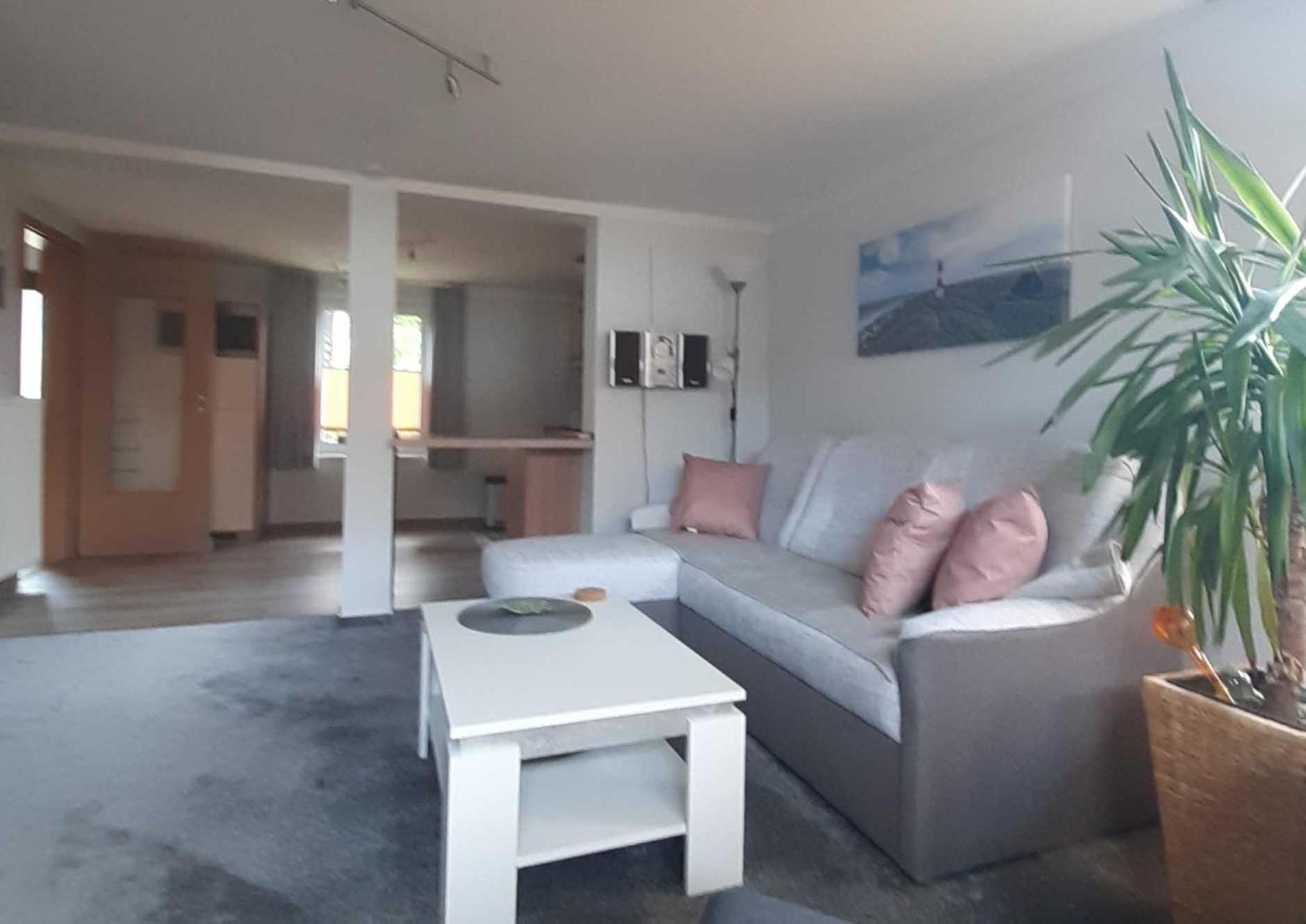 One-Bedroom House photo 2