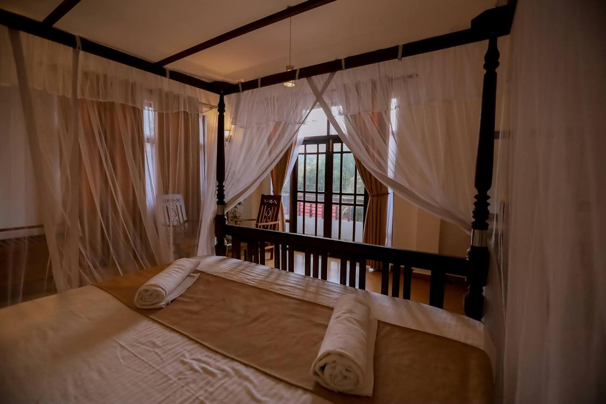 King Room with Balcony