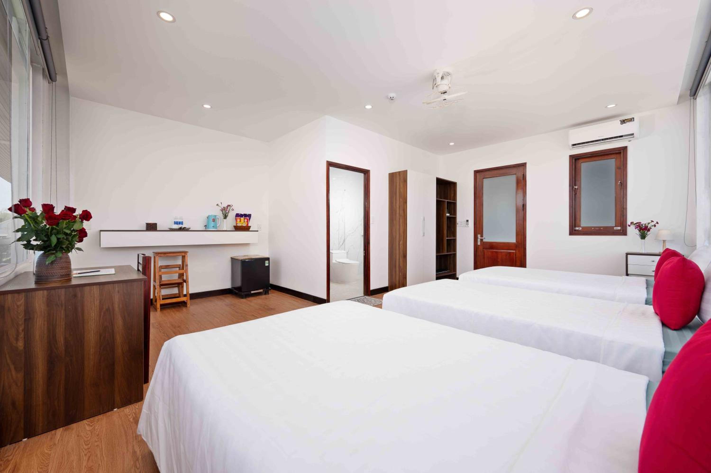 Standard Triple Room - Photo 5
