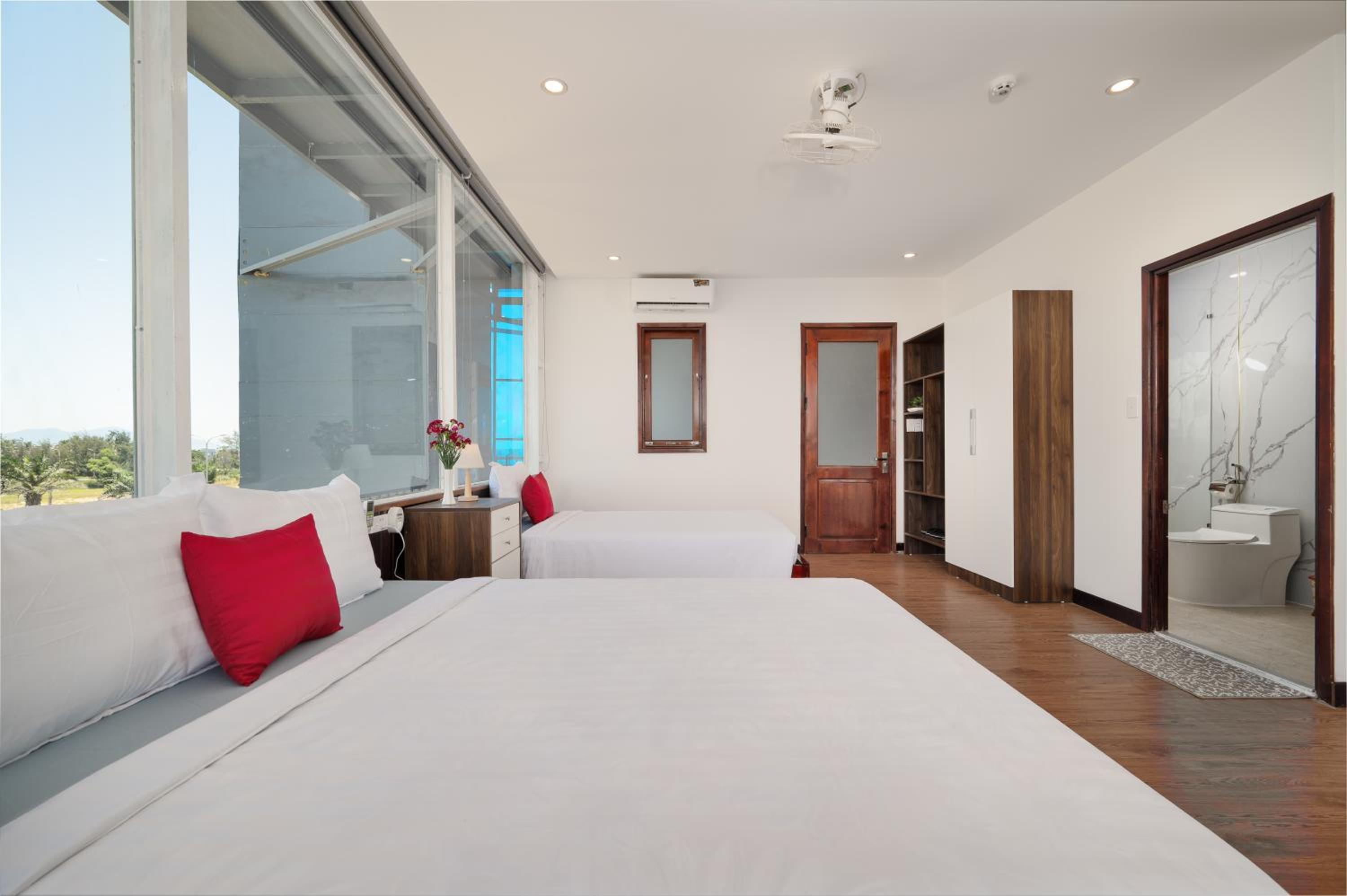 Standard Triple Room - Photo 6