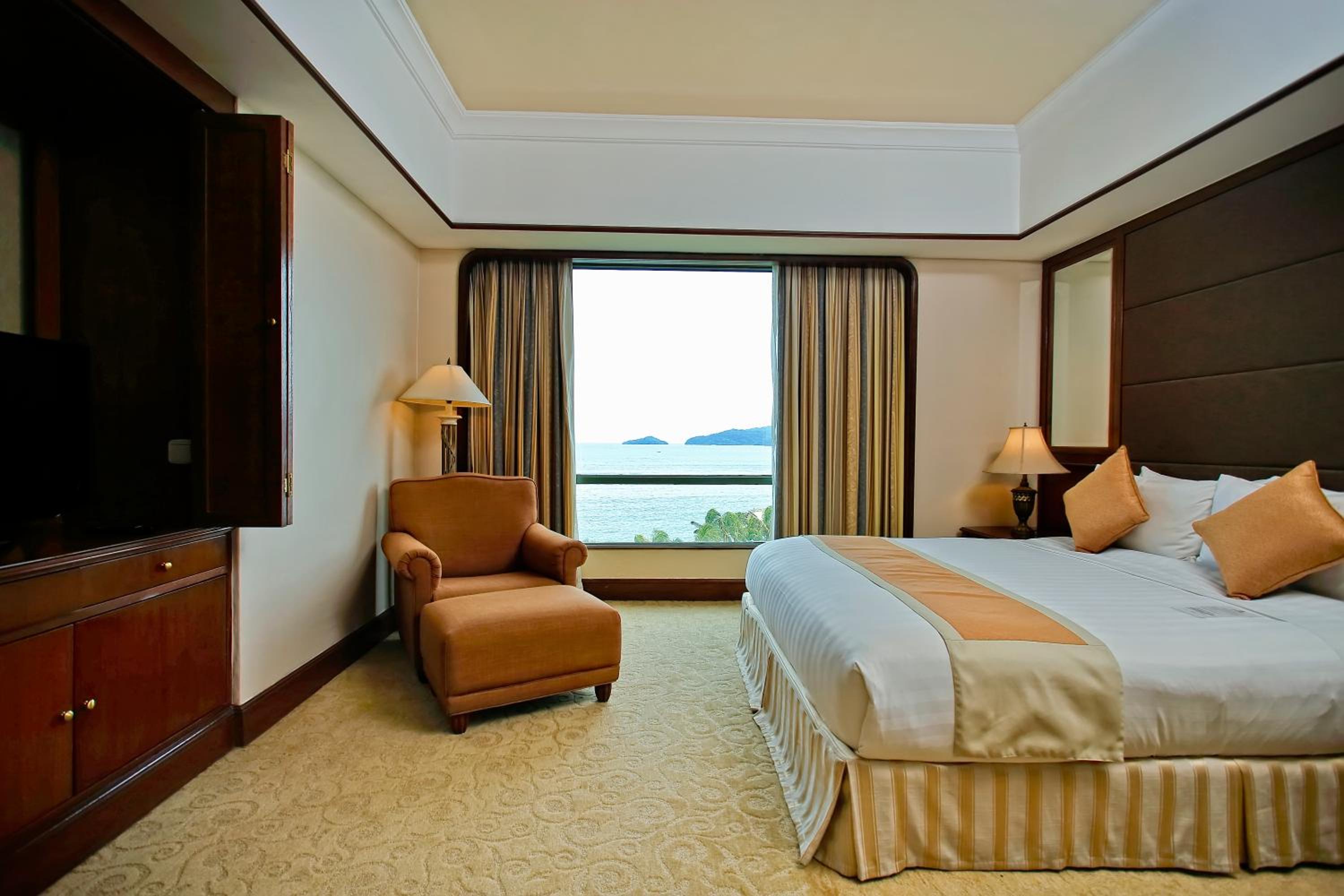 Borneo Island Getaway - Executive Suite
