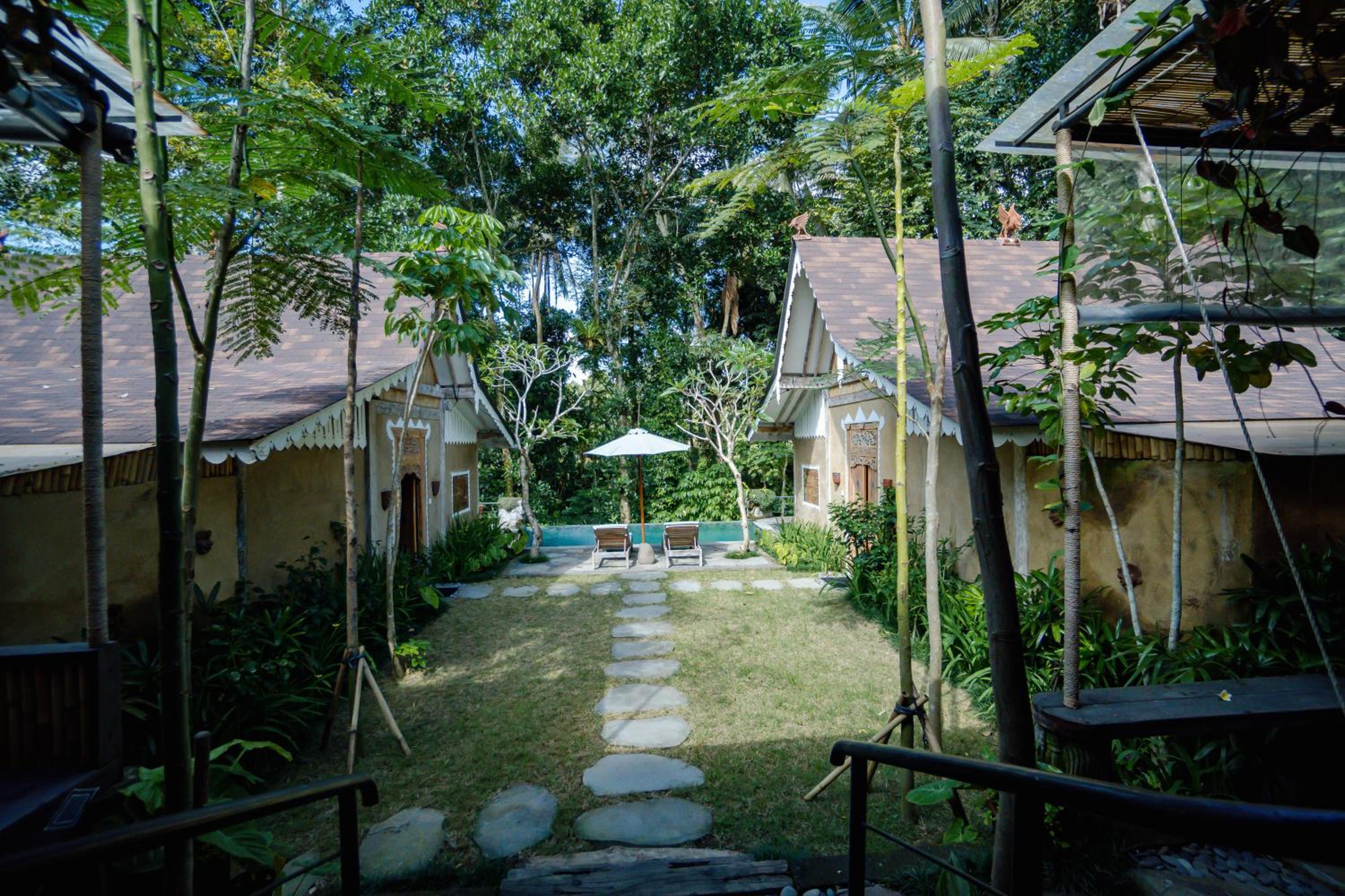 Three-Bedroom Villa photo 2