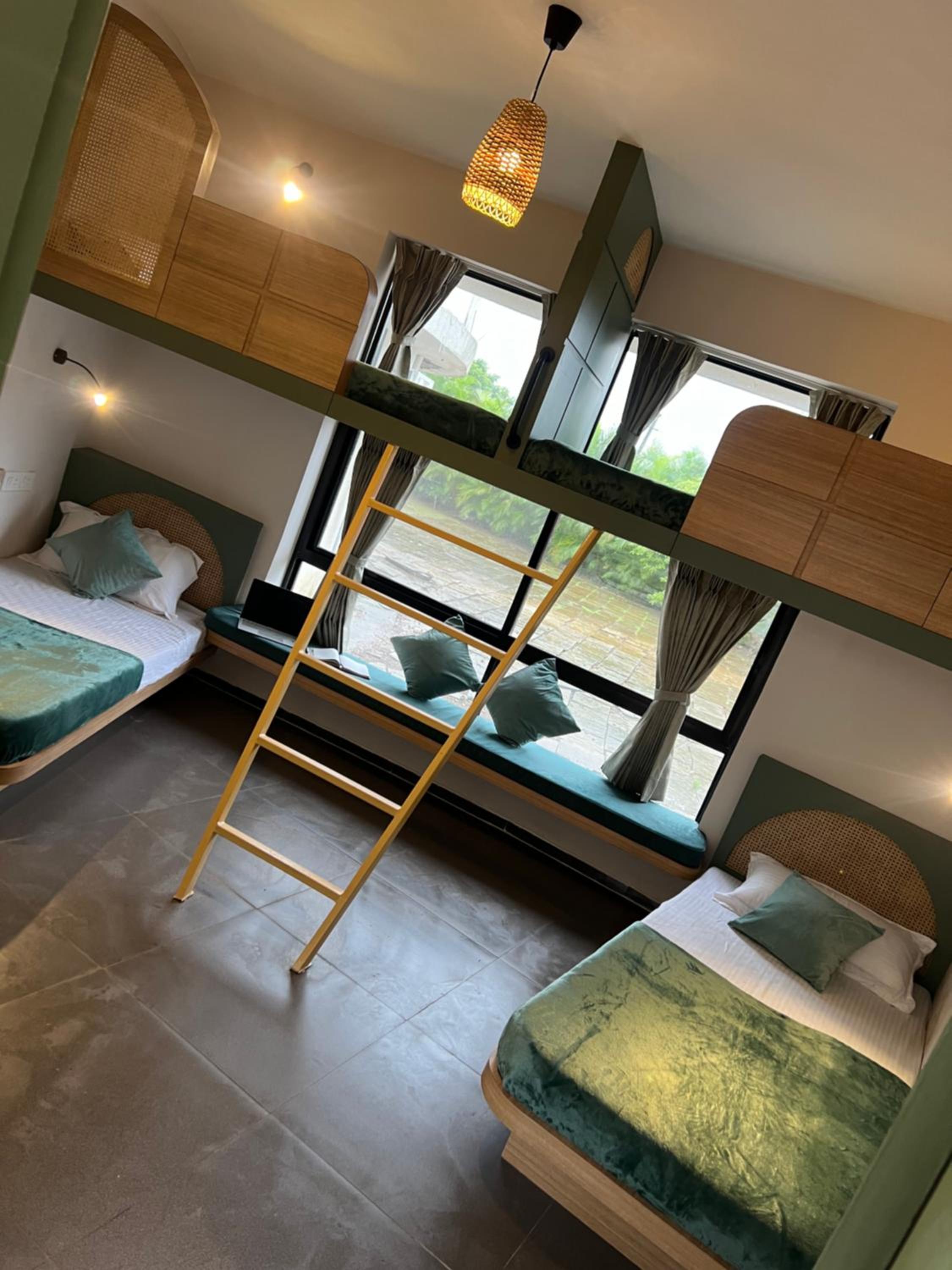 Bed in 4-Bed Mixed Dormitory Room photo 3