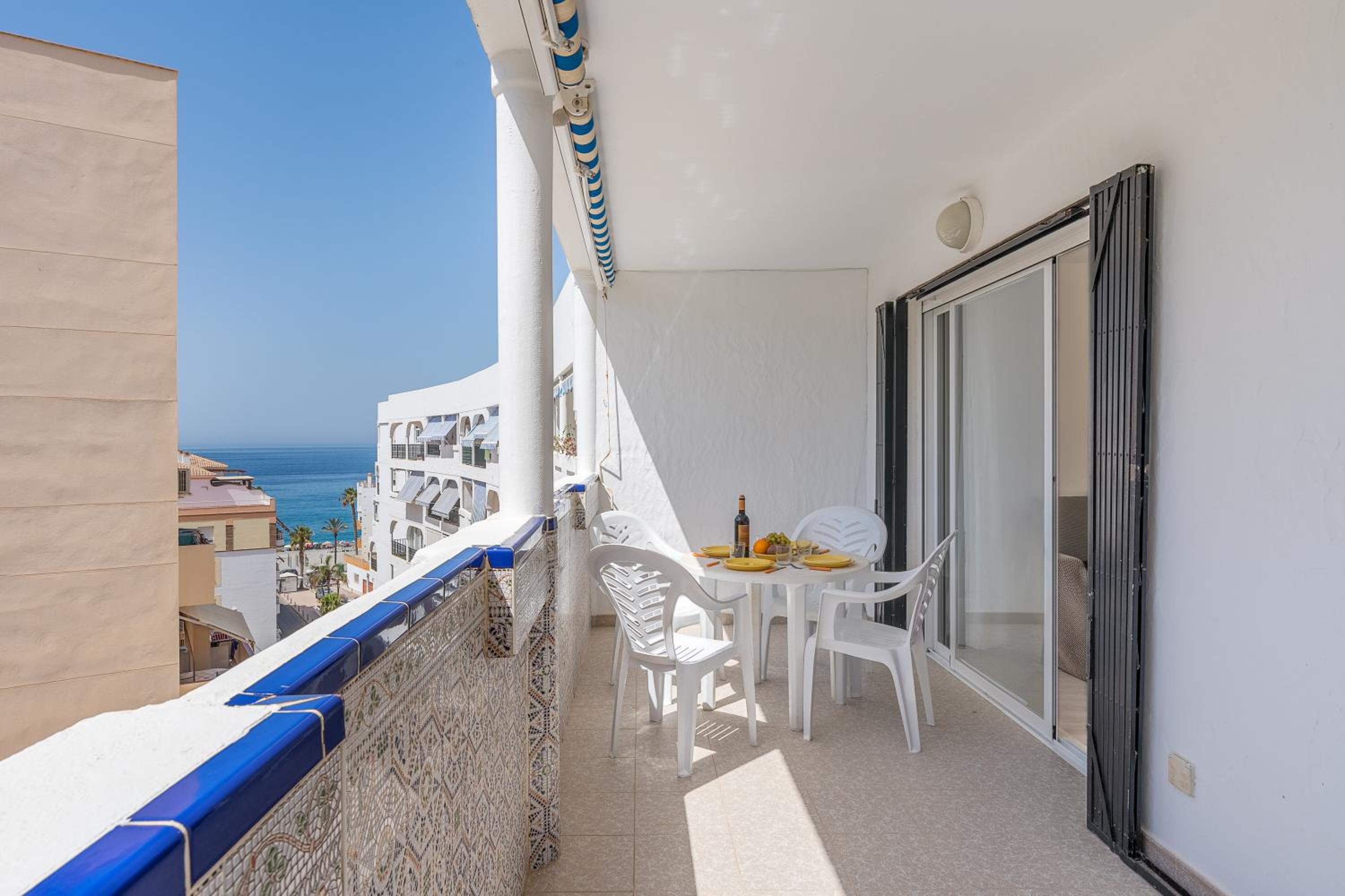 Two-Bedroom Deluxe Apartment with Ocean View photo 3
