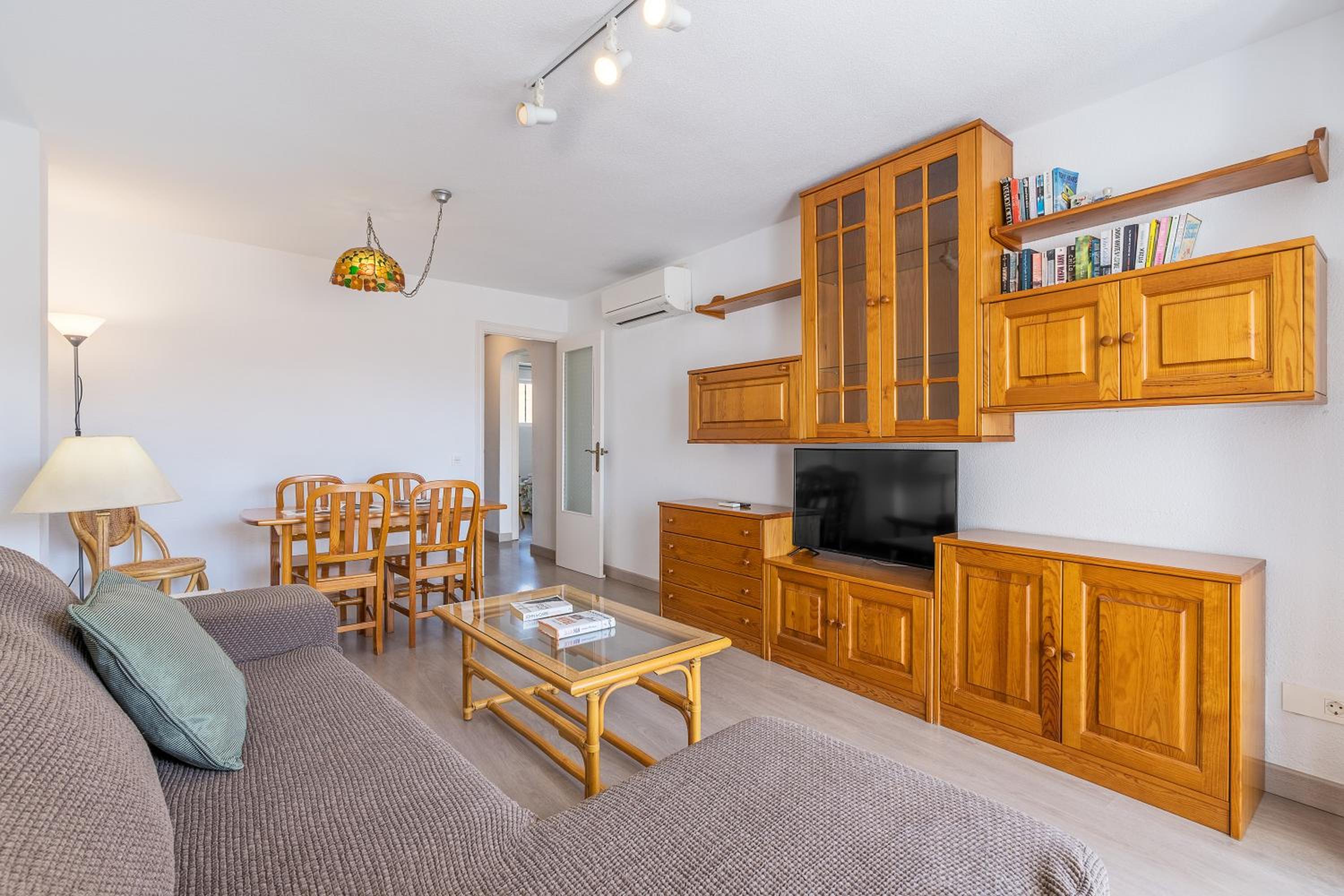 Two-Bedroom Deluxe Apartment with Ocean View photo 2