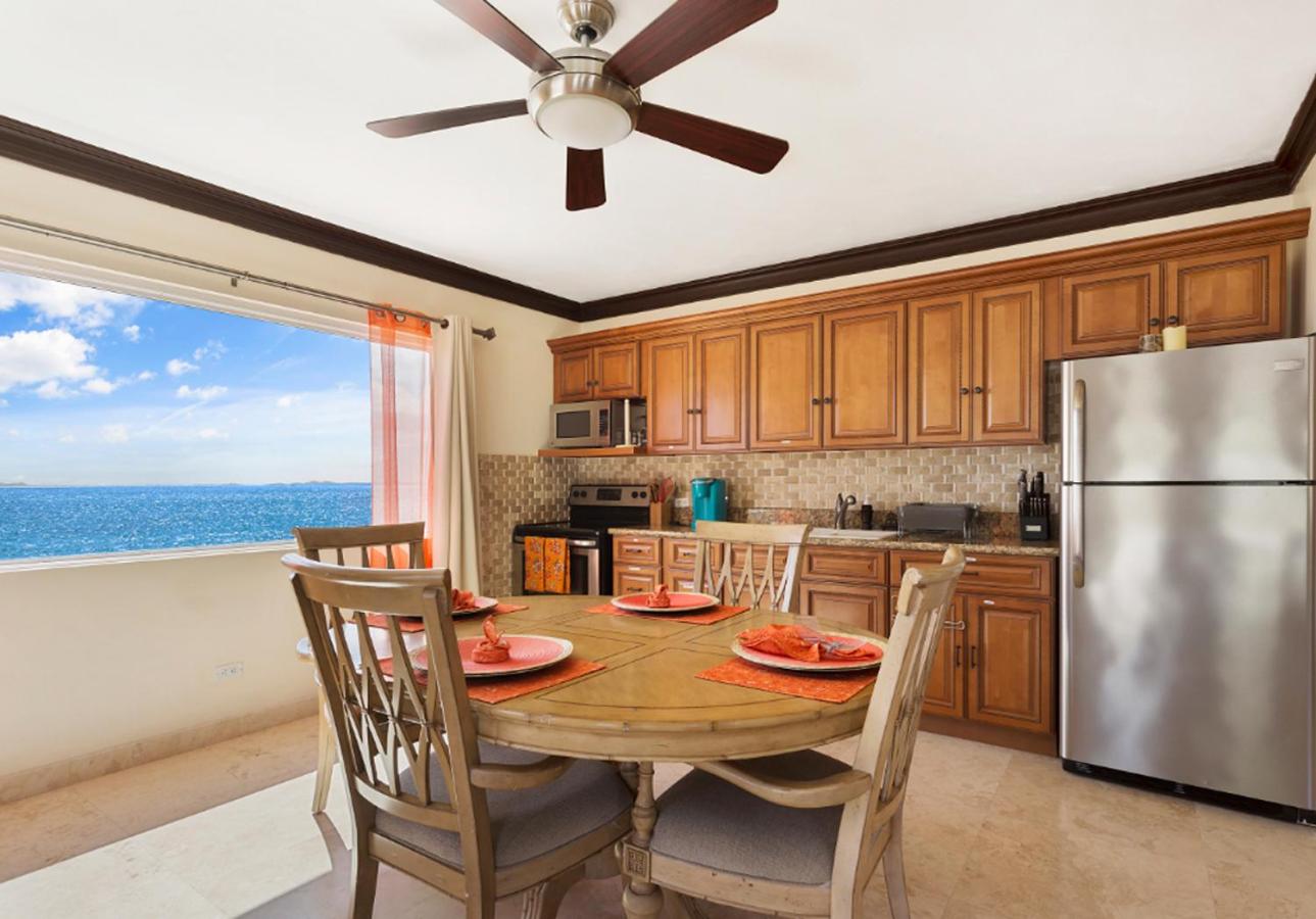 Villa photo 3