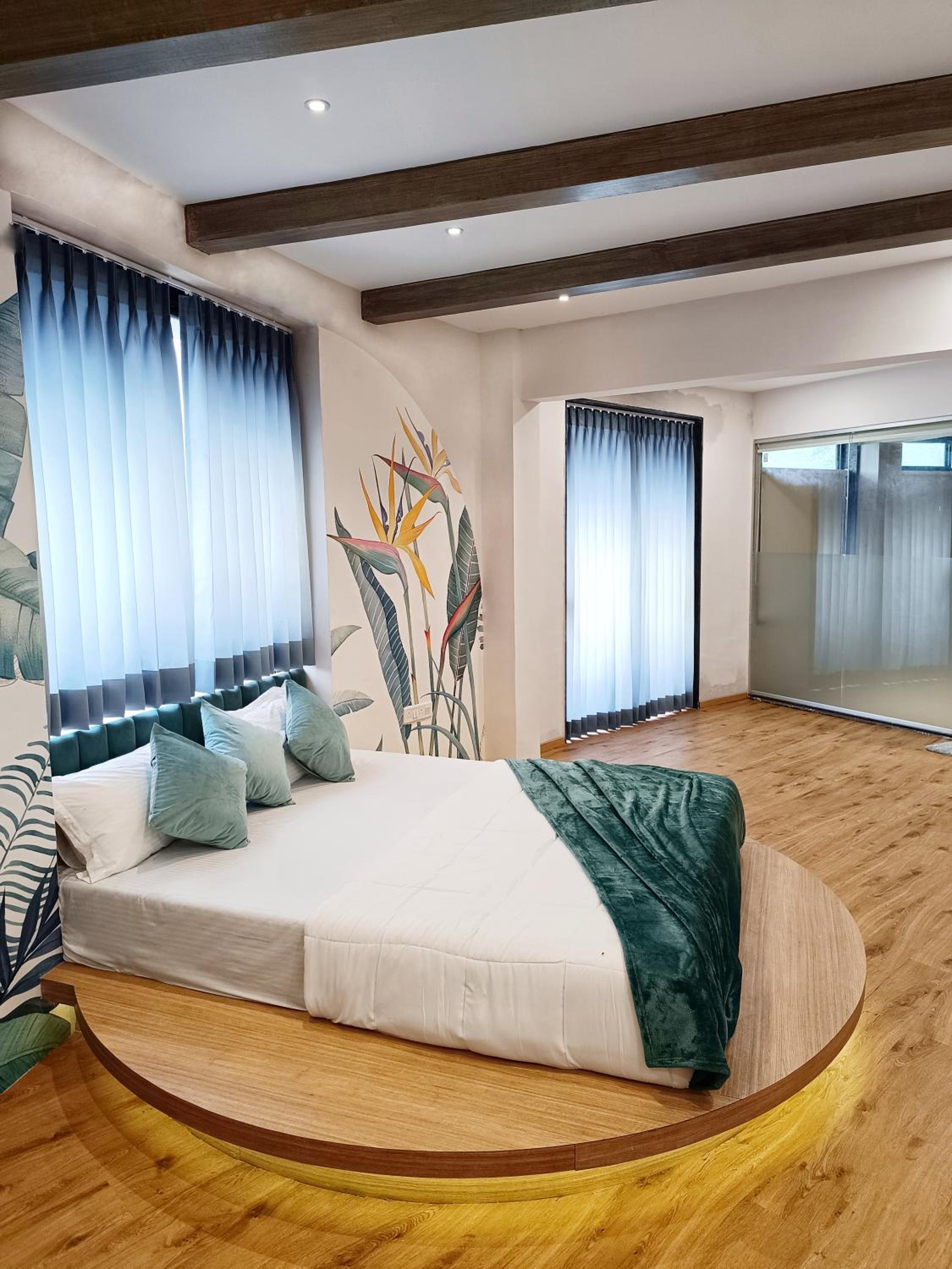 King Room with Mountain View photo 3