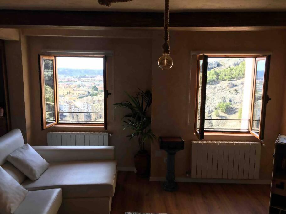 Two-Bedroom Apartment - Photo 2