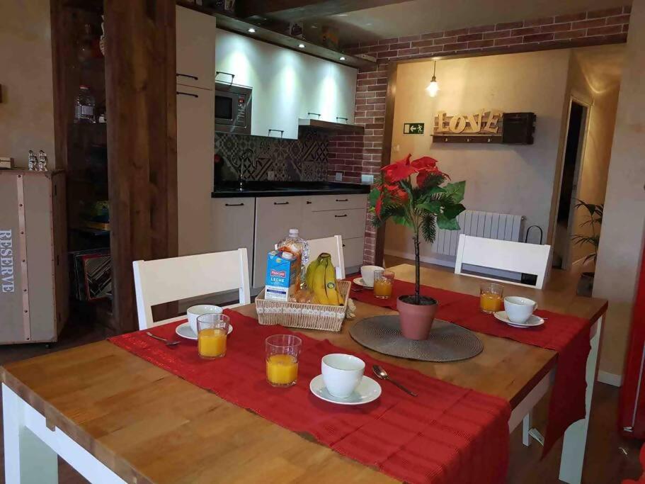 Two-Bedroom Apartment - Photo 6