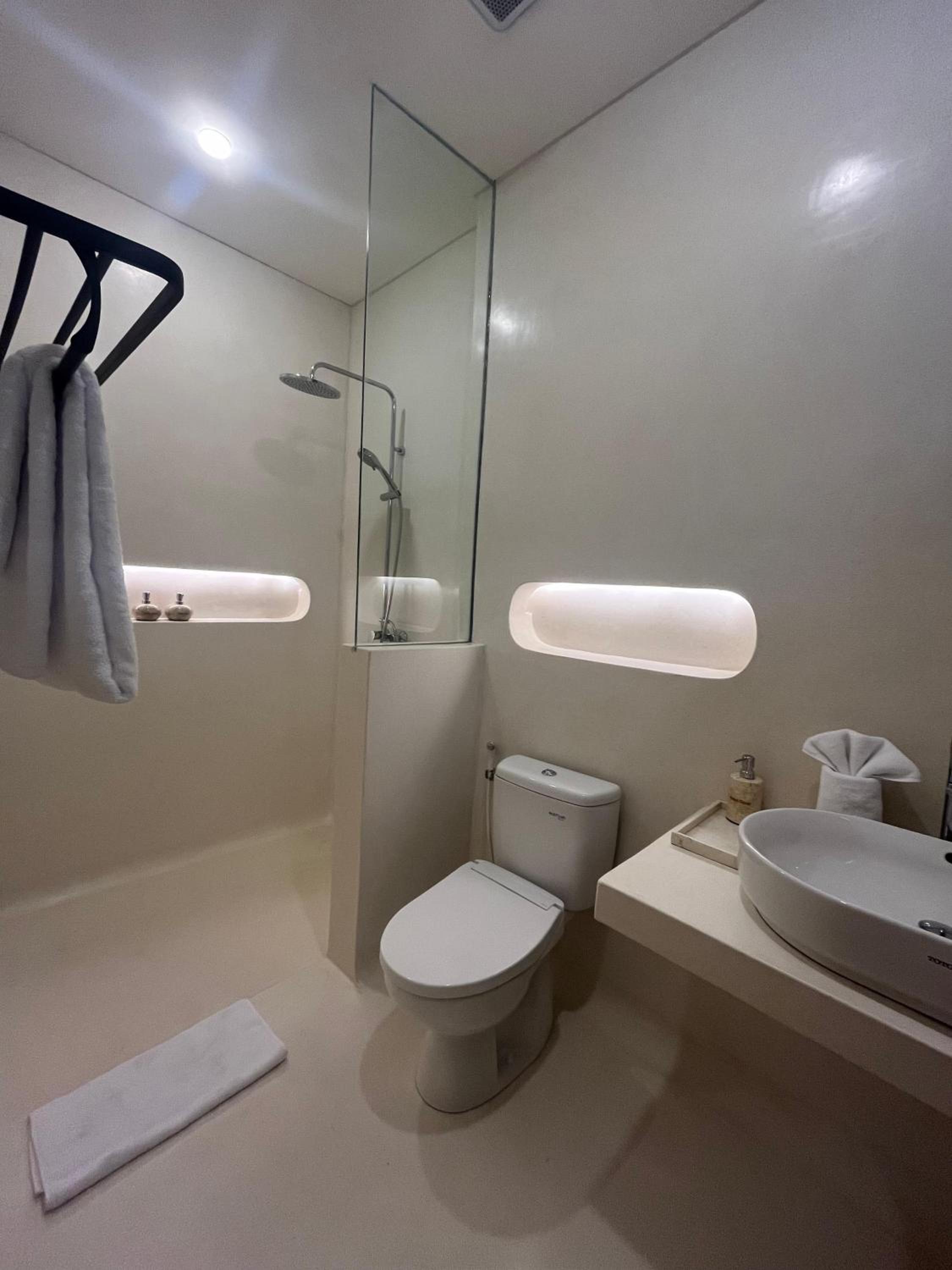One-Bedroom Villa - Photo 15