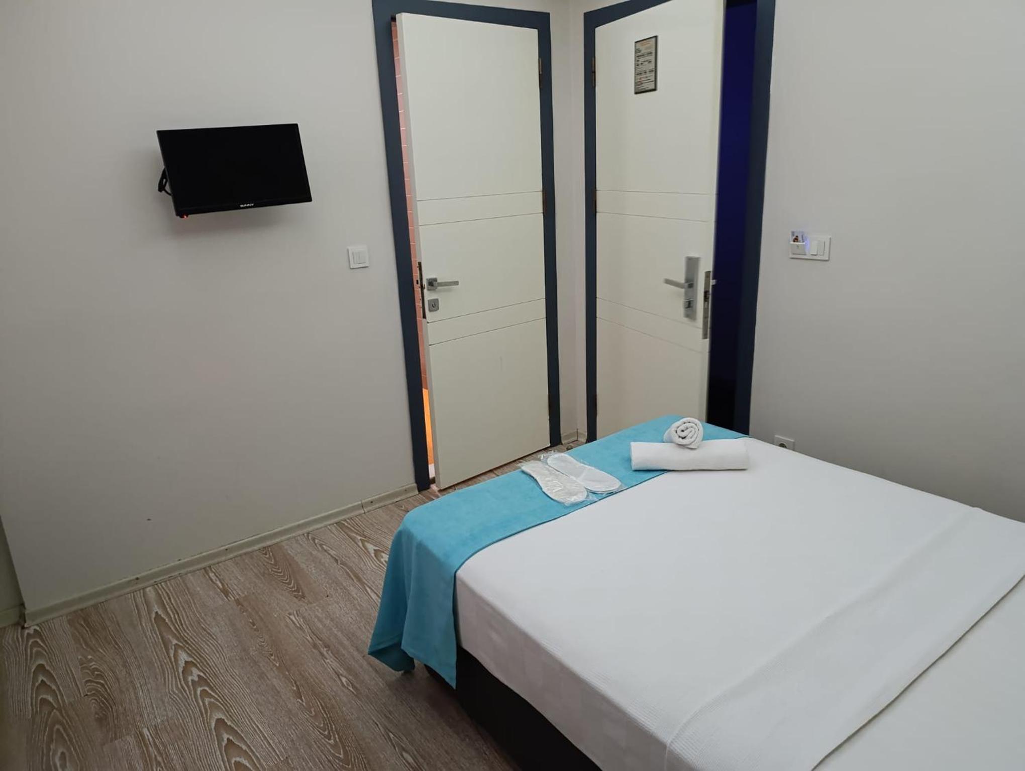 Budget Single Room photo 2