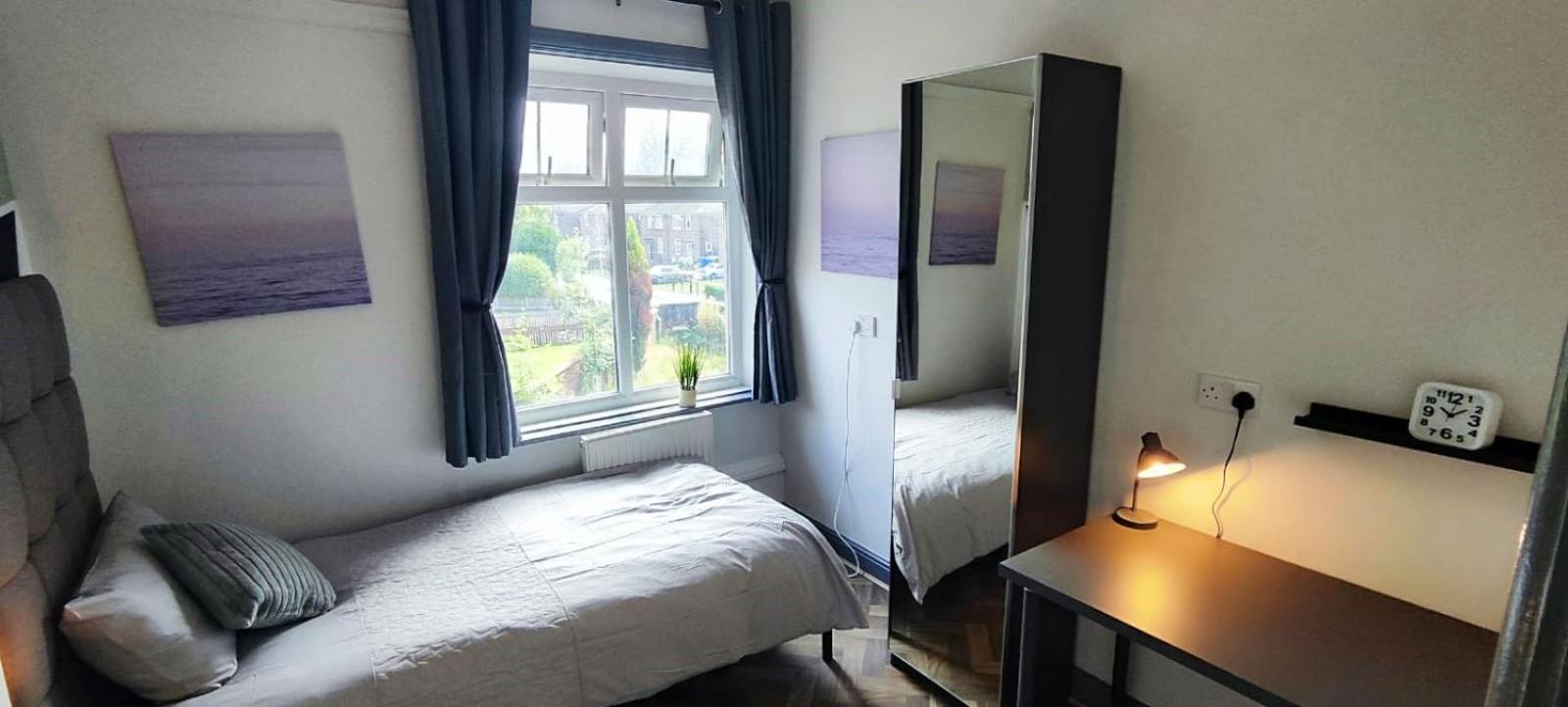 Single Room with Shared Bathroom