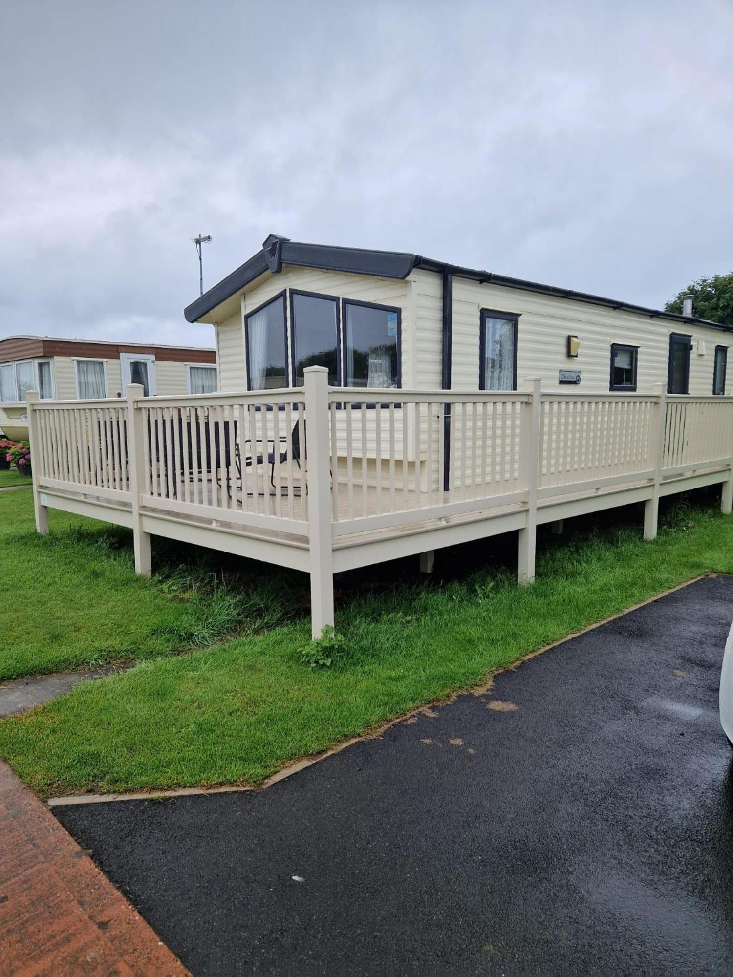 Mobile Home photo 2