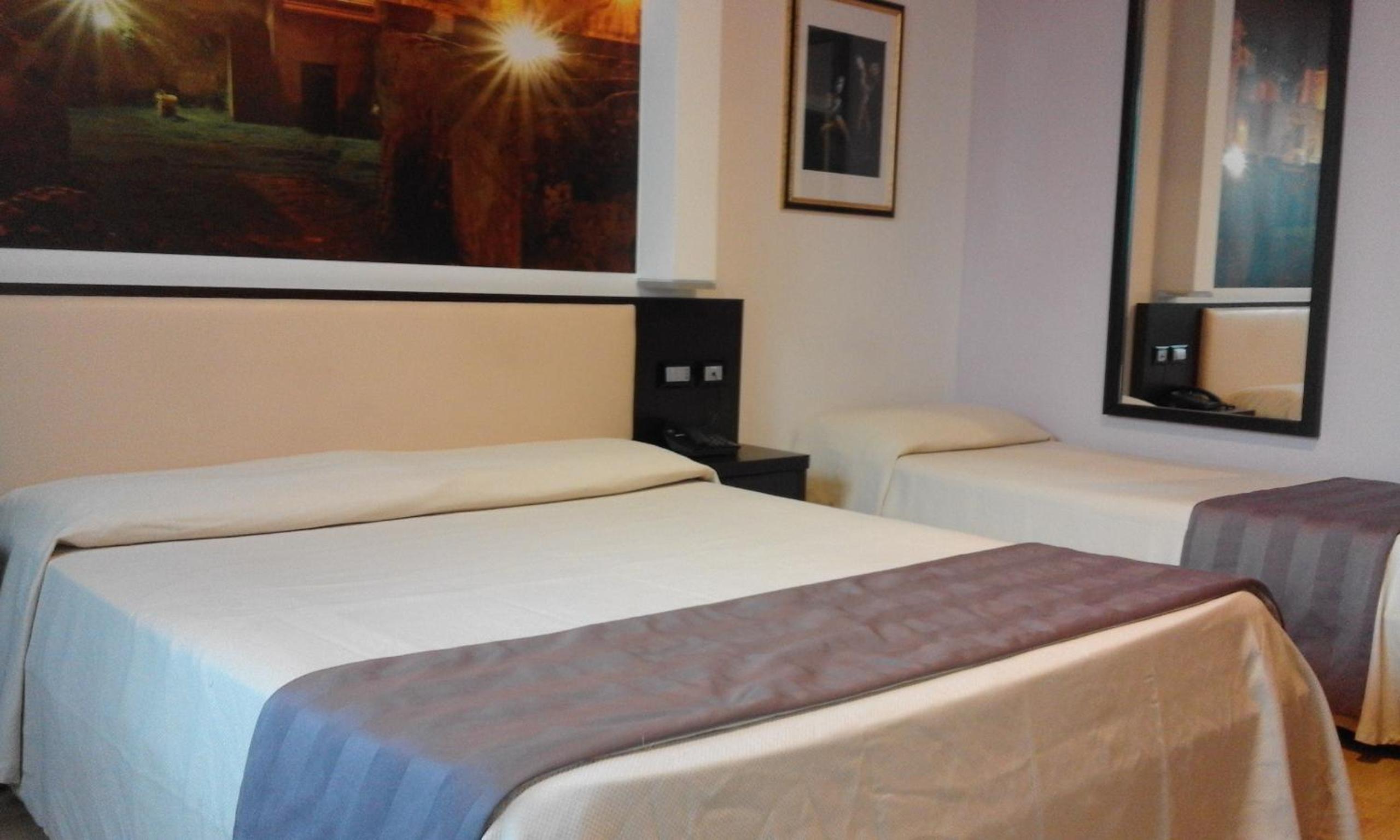 Triple Room - Photo 1