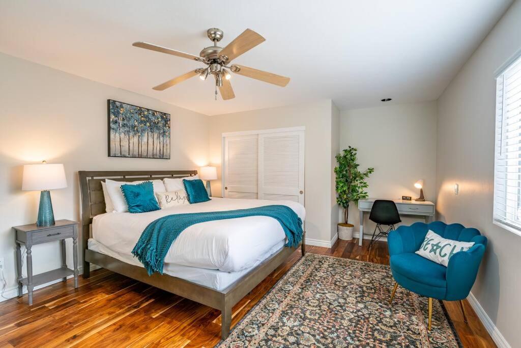 Four-Bedroom House photo 1
