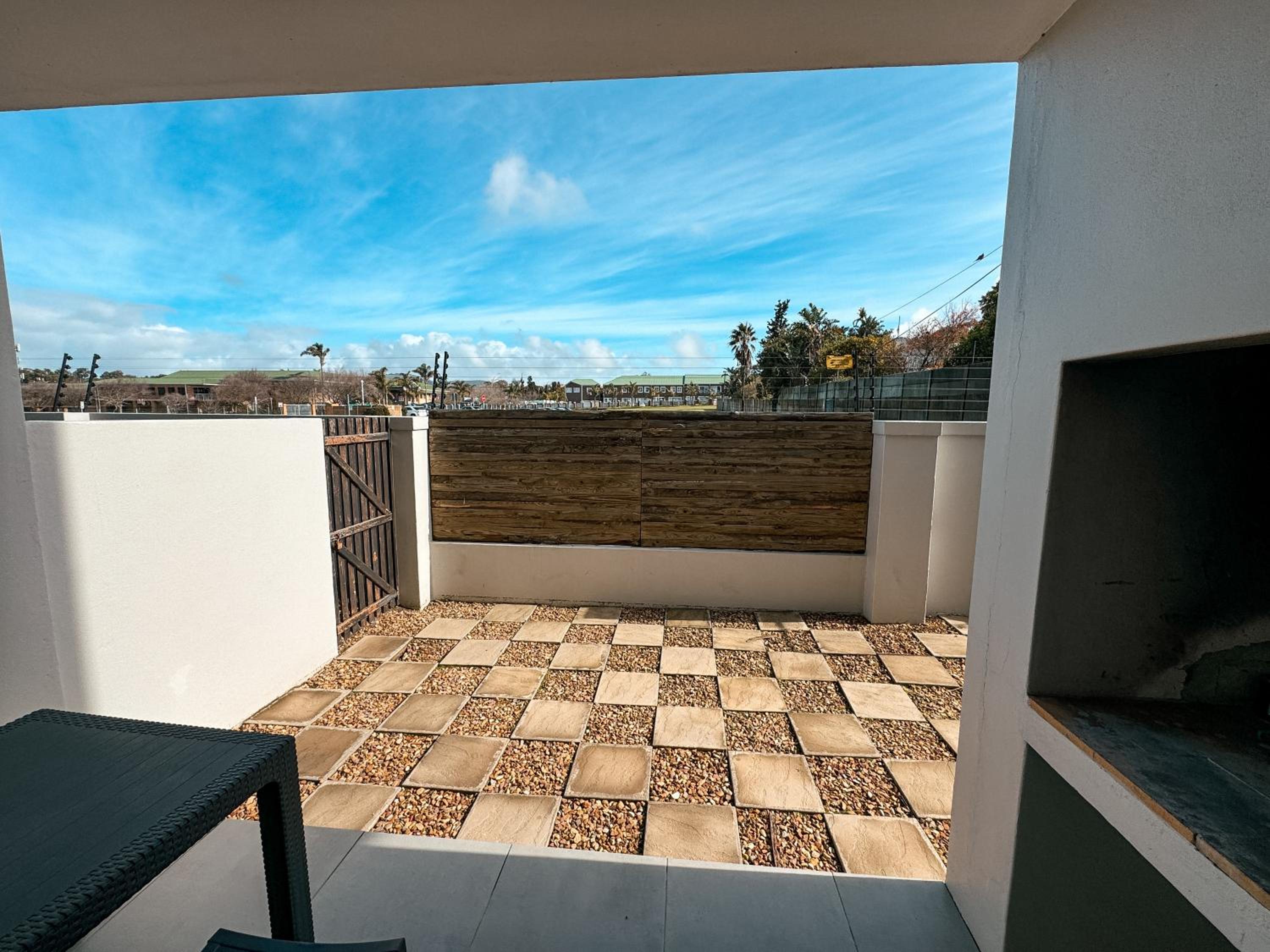 Apartment - Ground Floor - Photo 9