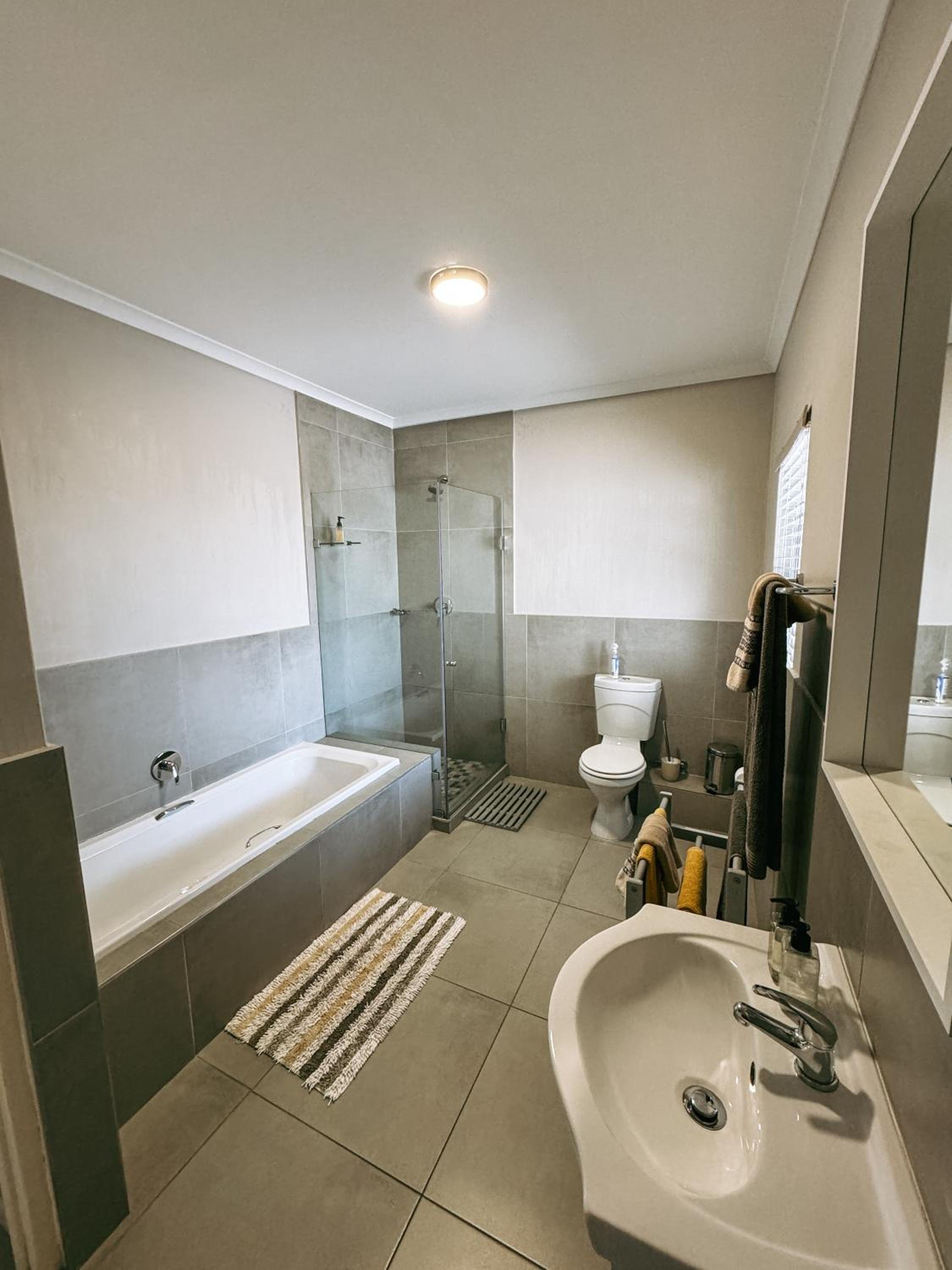 Standard Apartment - Photo 2