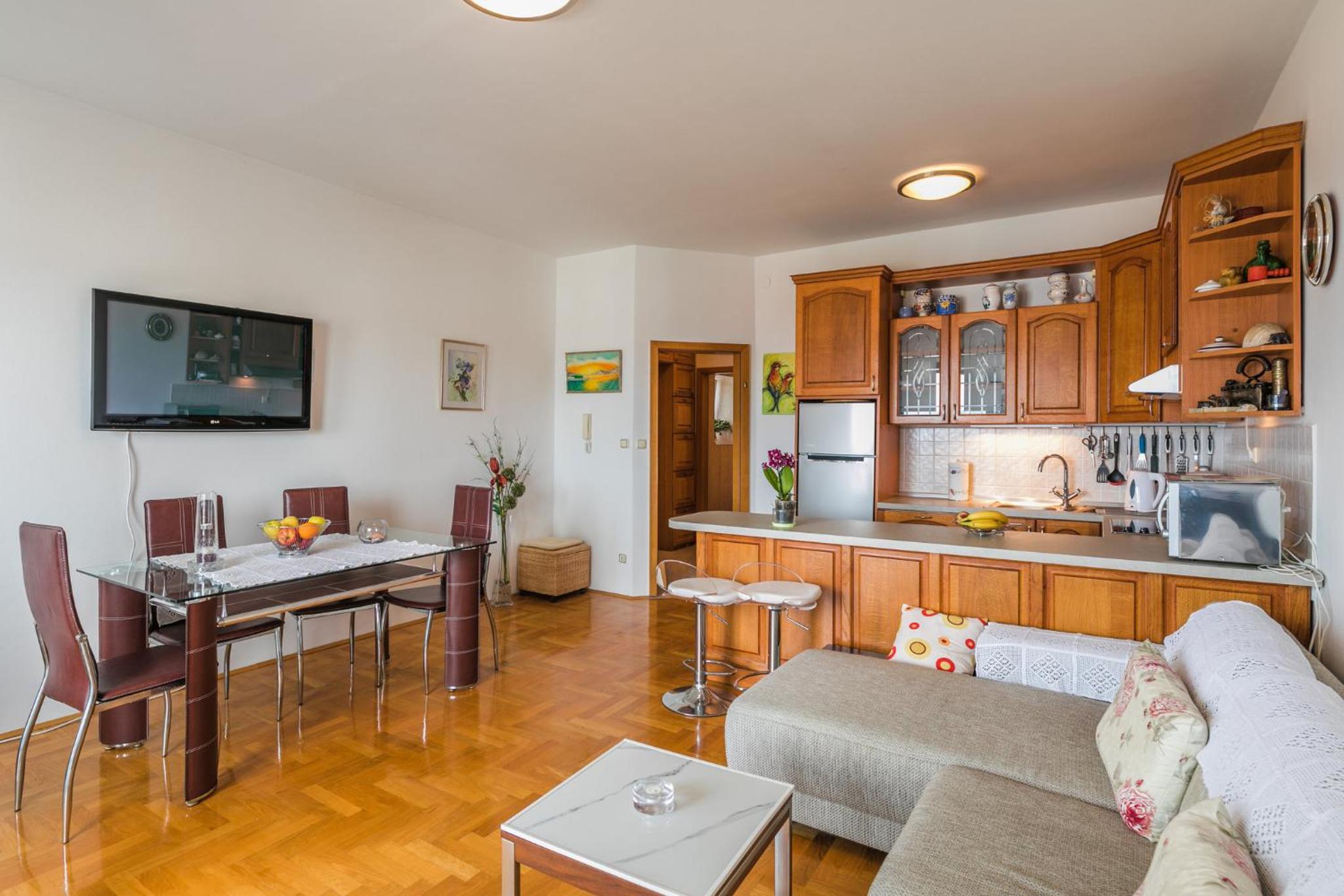 Apartment With Sea View