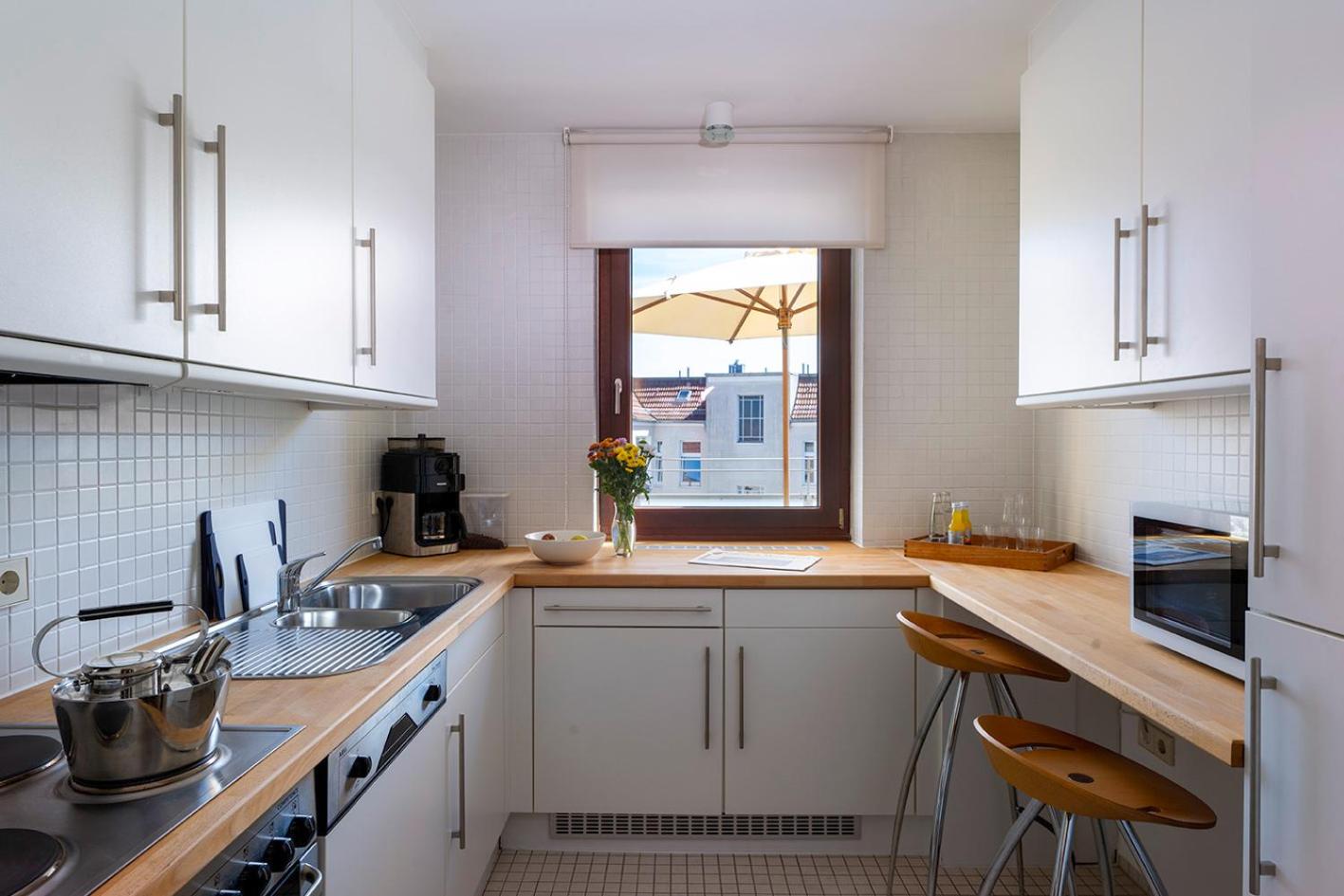 Two-Bedroom Apartment with Rooftop Terrace