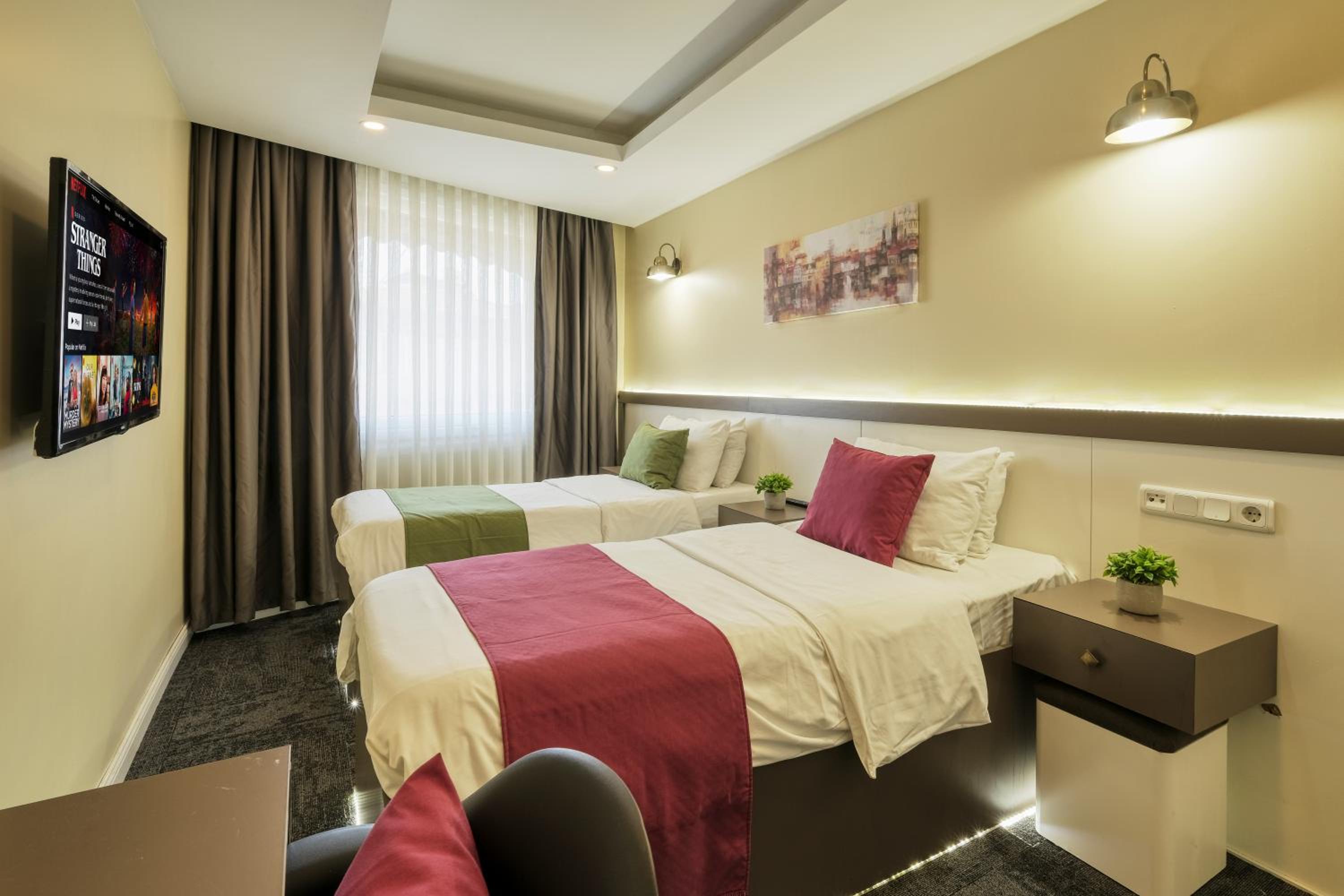 Deluxe Twin Room photo 1