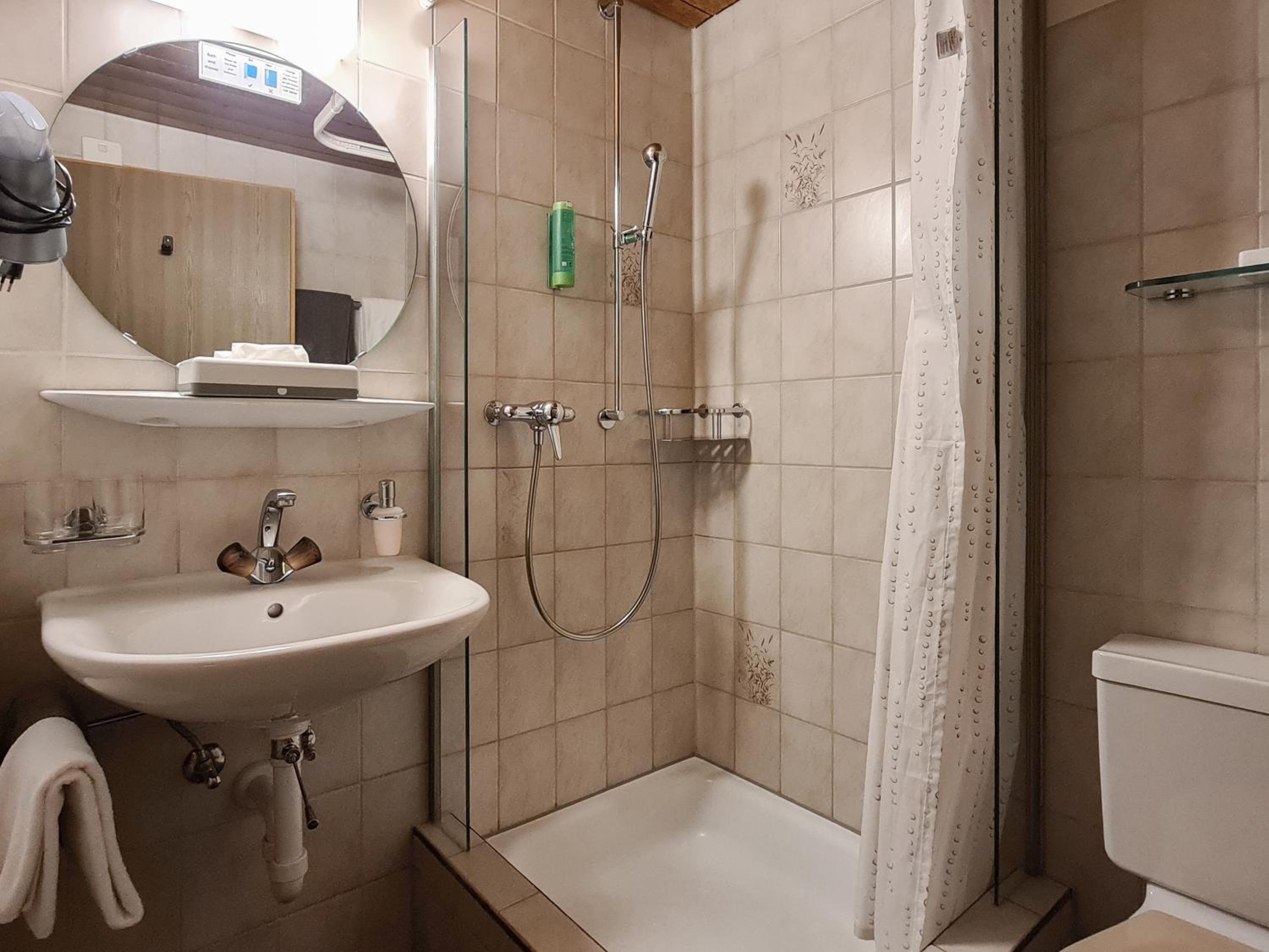 Double Room with Balcony photo 3