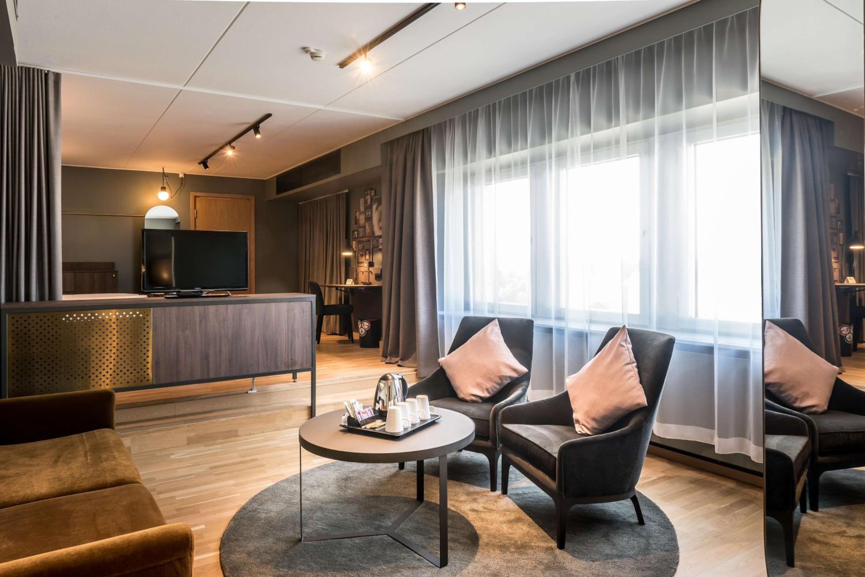 Presidential Suite