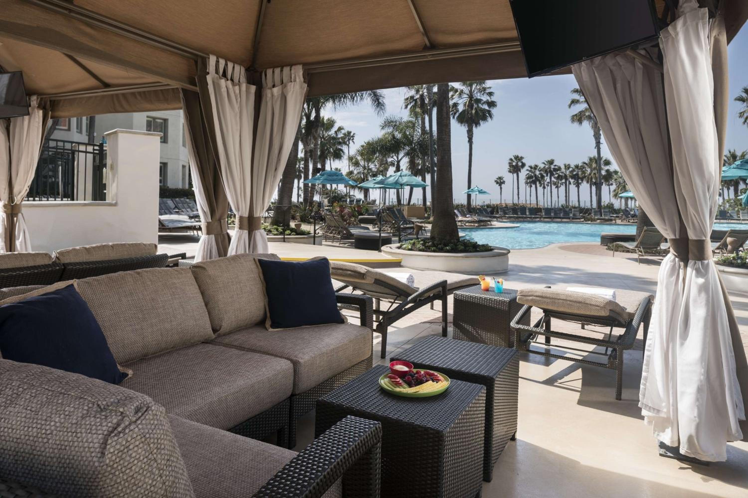 Sunset Suite - Photo 8