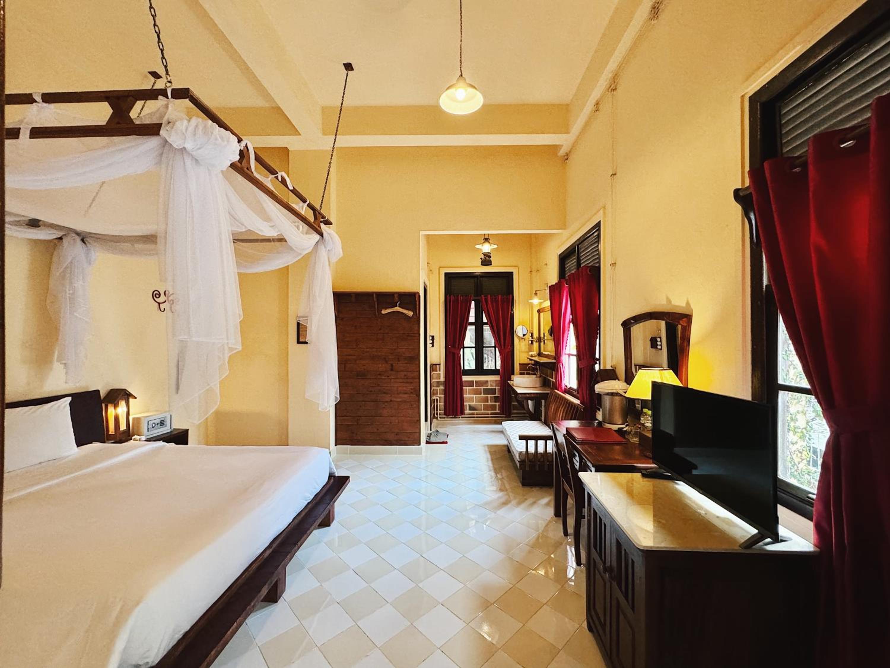 Deluxe Double Room photo 2