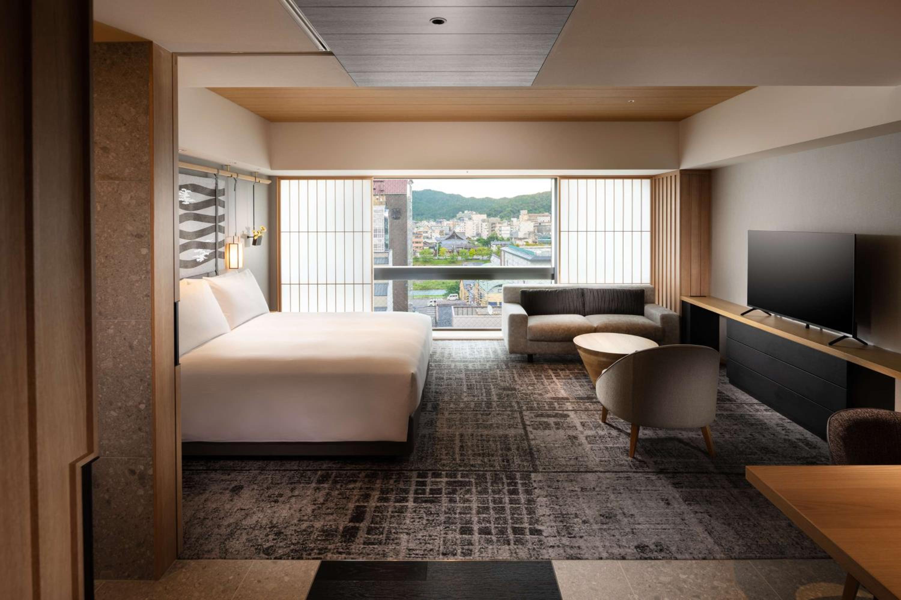 Premium King Room