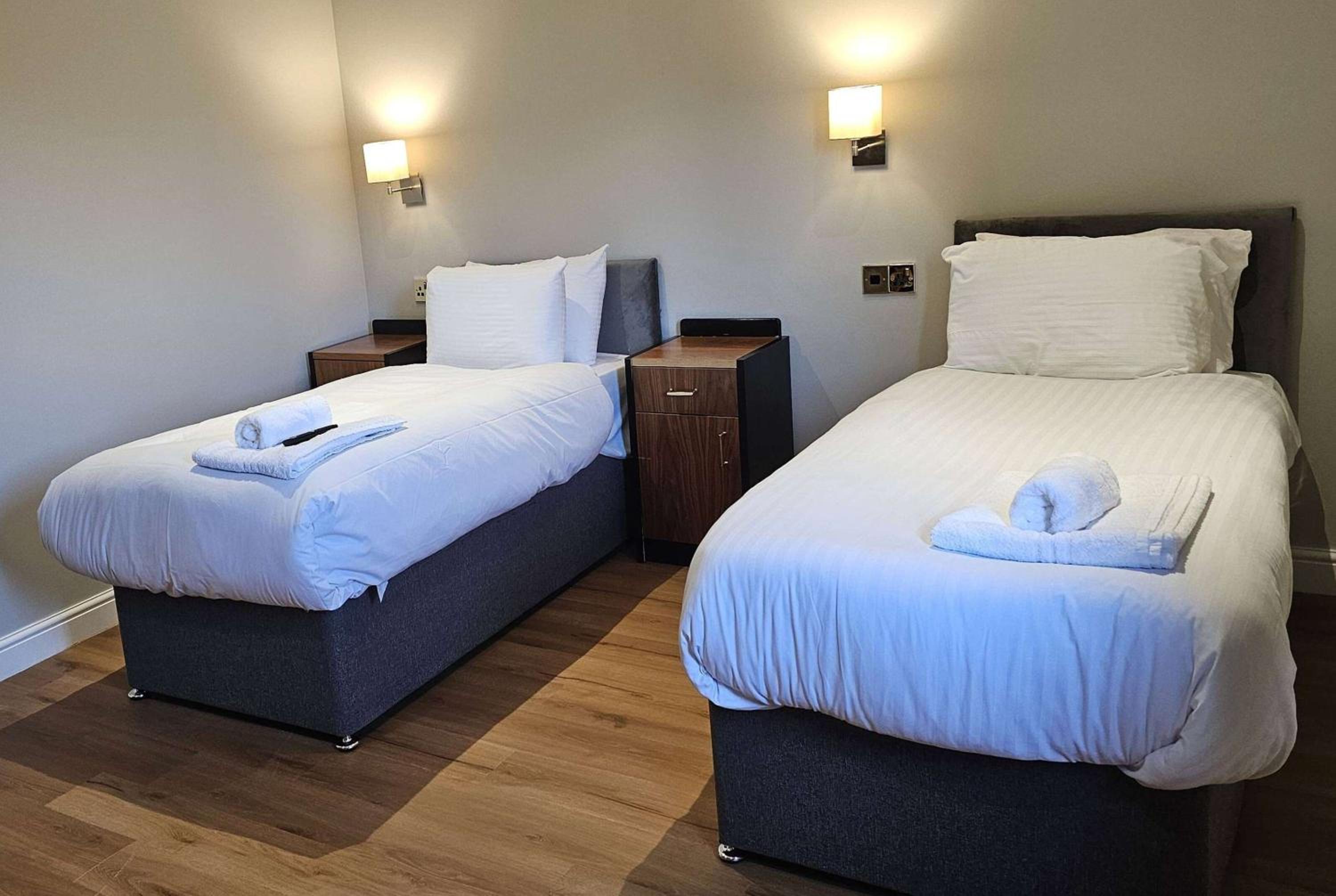 Twin Room - Non-Smoking