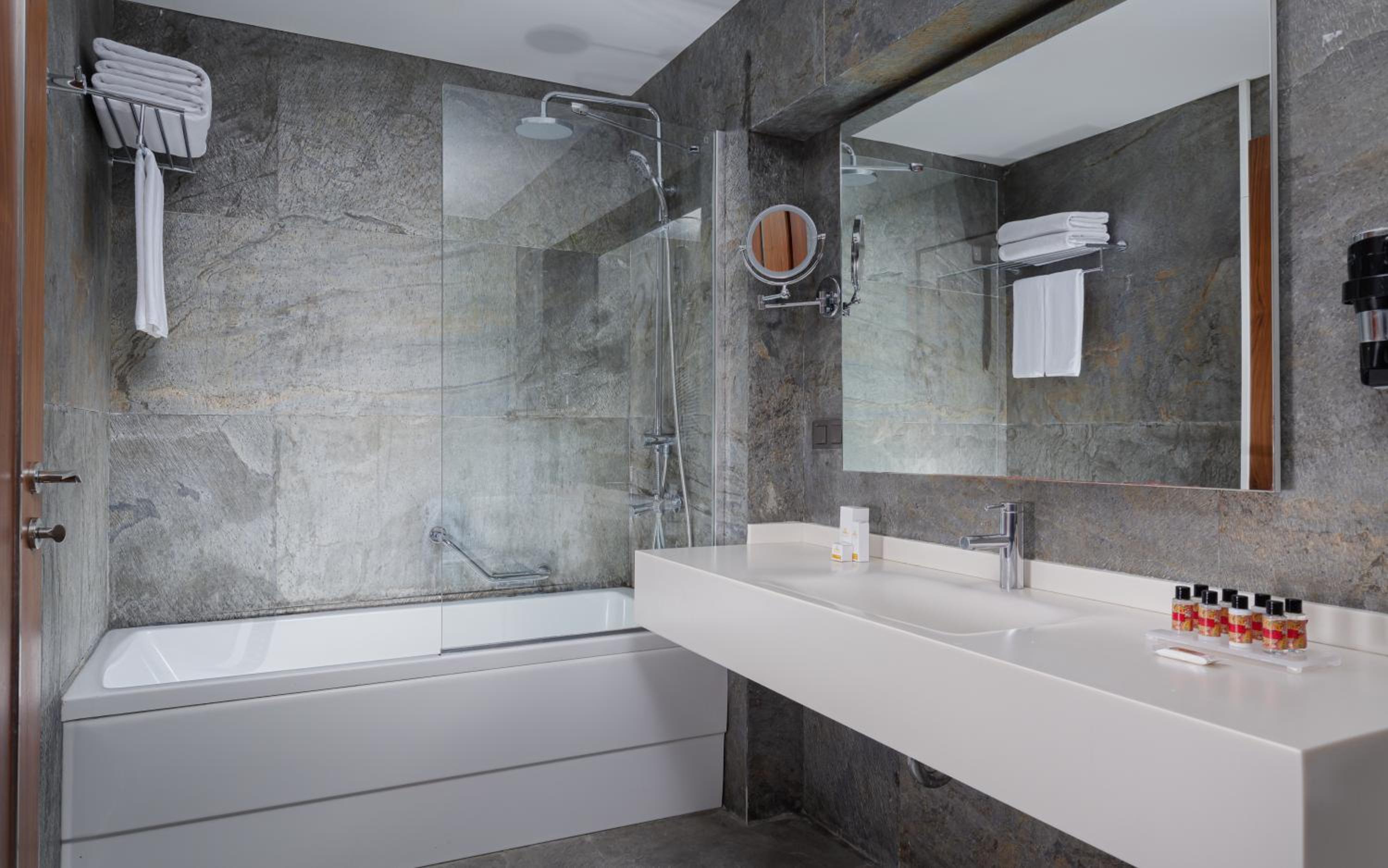 Superior Double Or Twin Room With Mountain View photo 2