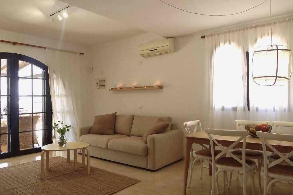 Casa de tres habitaciones