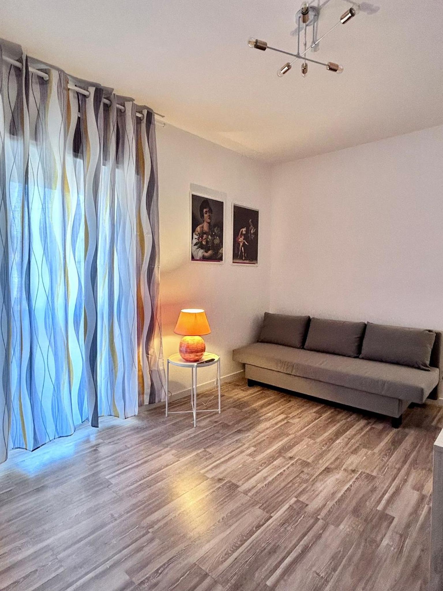 One-Bedroom Apartment With Balcony And City View