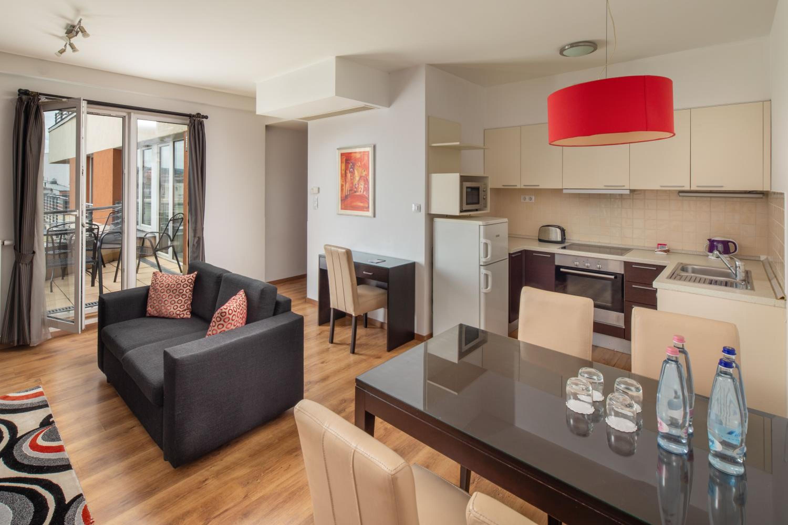 Executive Two-Bedroom Suite - Photo 5