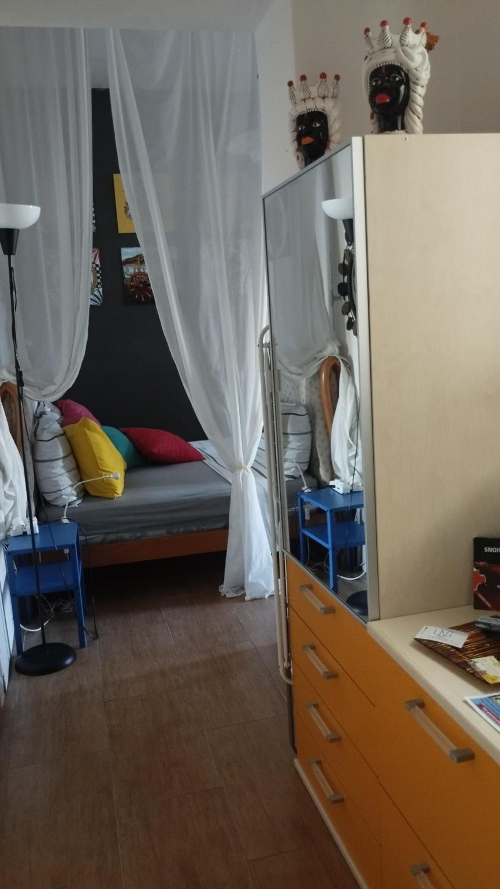 One-Bedroom Apartment - Photo 11