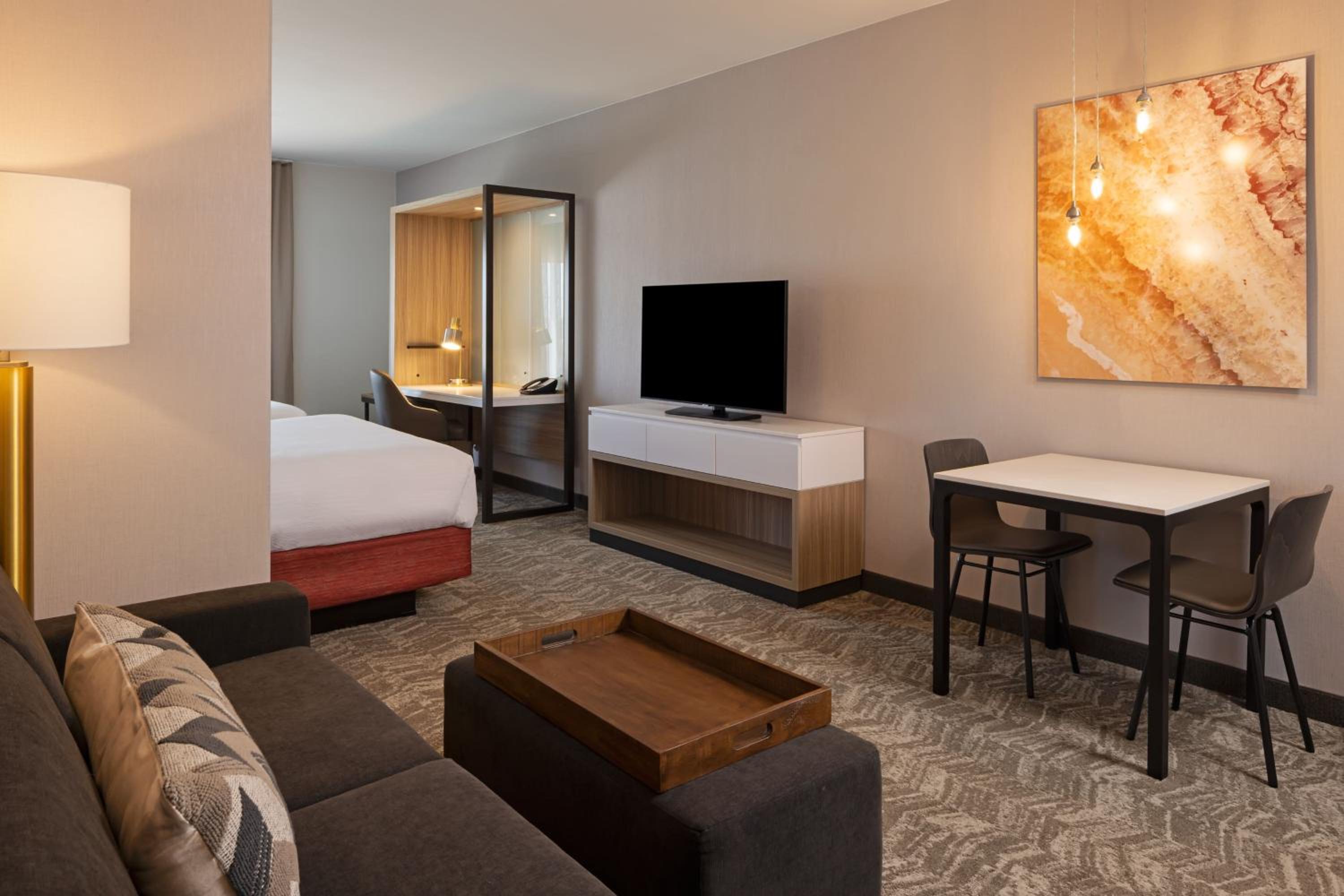SpringHill Suites by Marriott Turlock, Photo 5