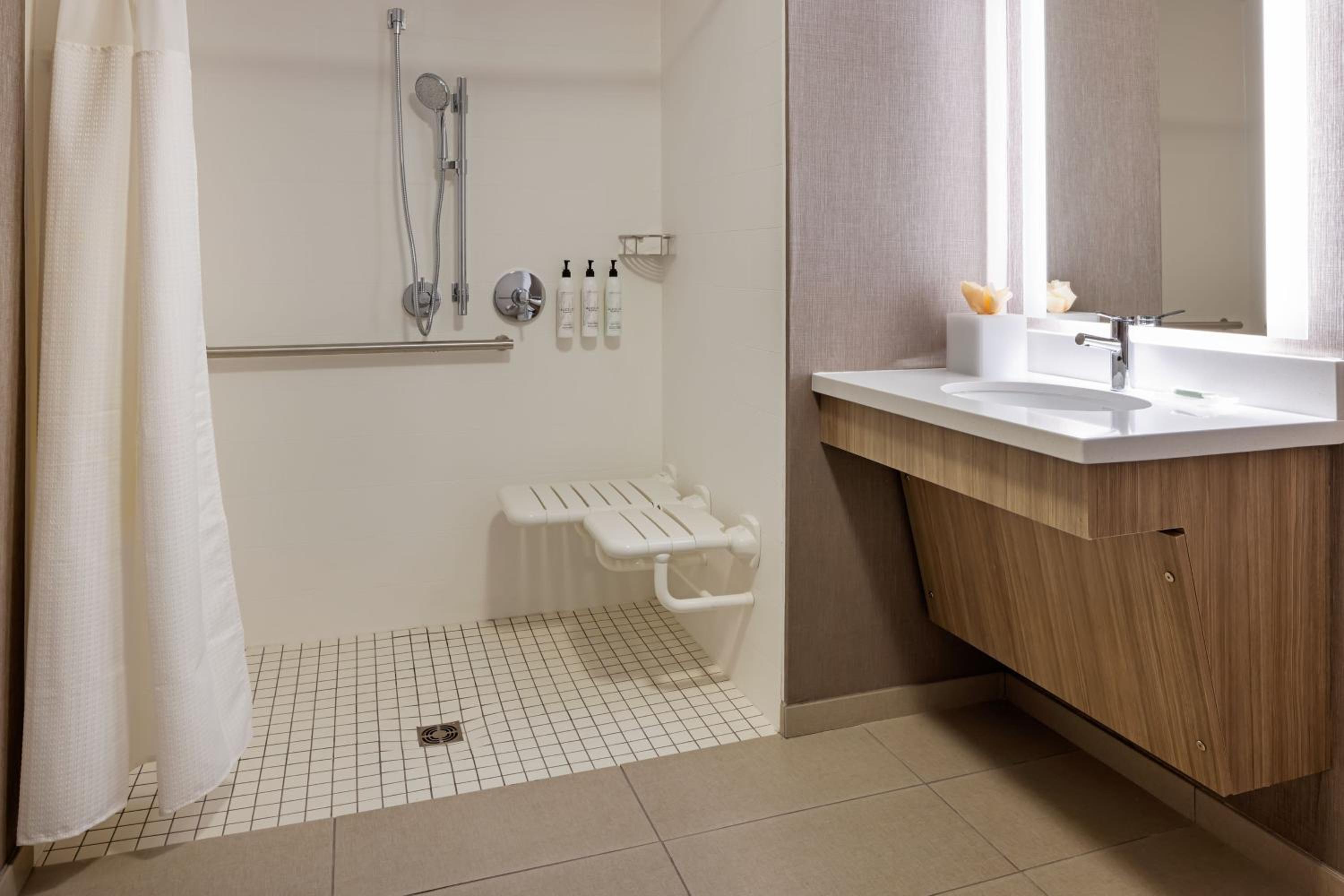 King Suite with Sofa Bed and Adapted Tub - Mobility and Hearing Accessible