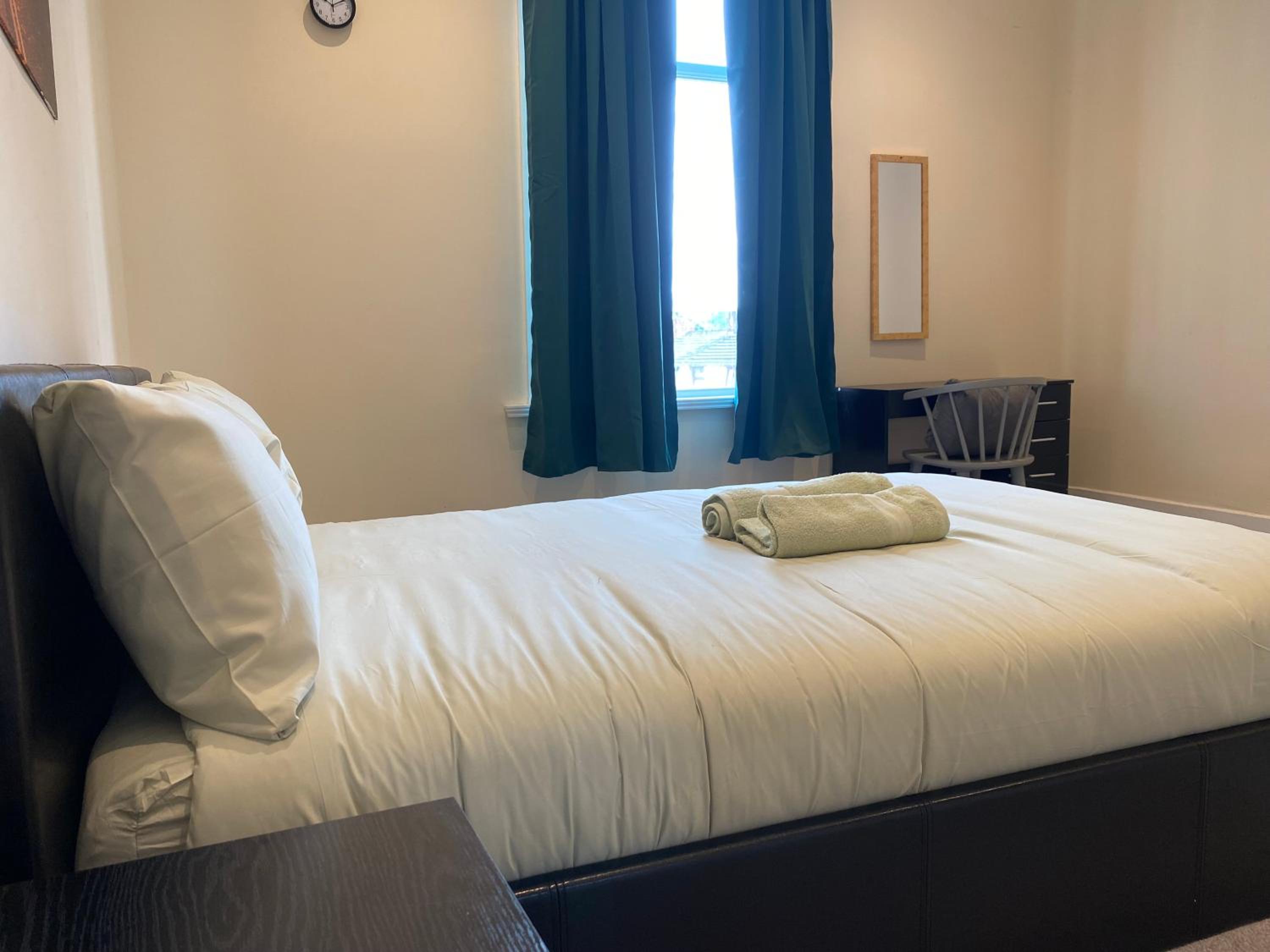 Double Room with Shared Bathroom photo 1