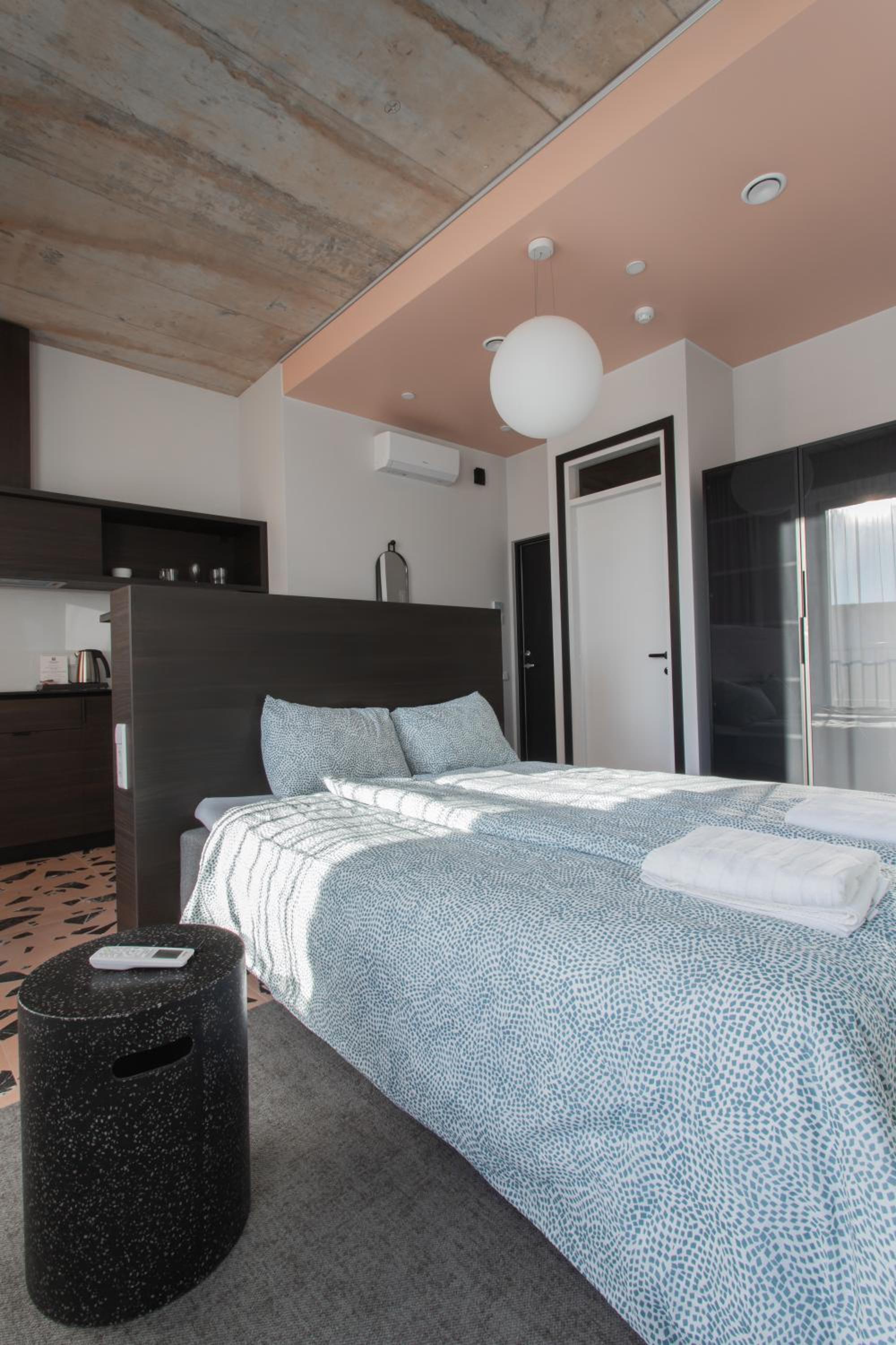 Double Room with Private Bathroom - Photo 4